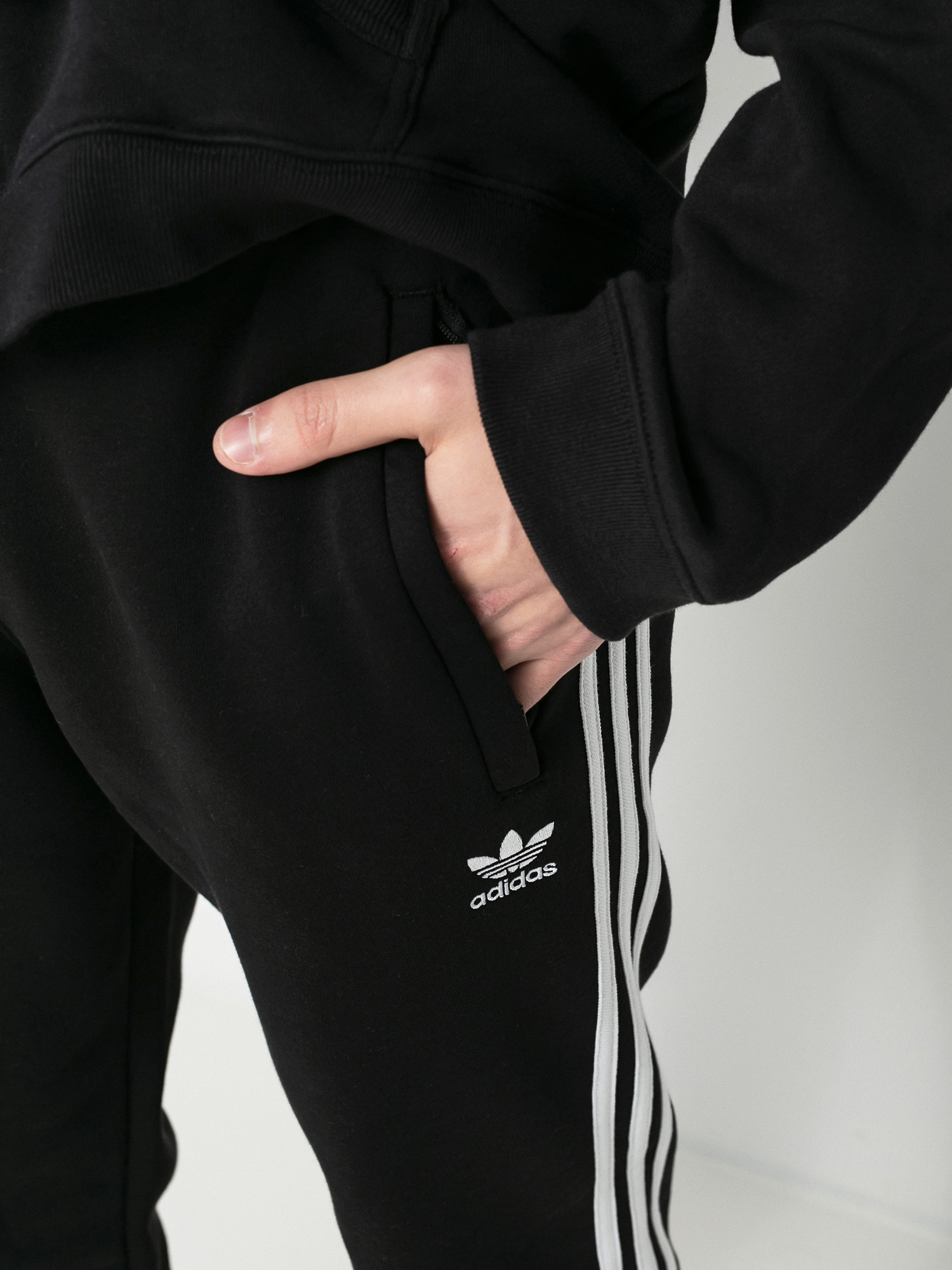 Spodnie adidas Originals 3 Stripes (black)