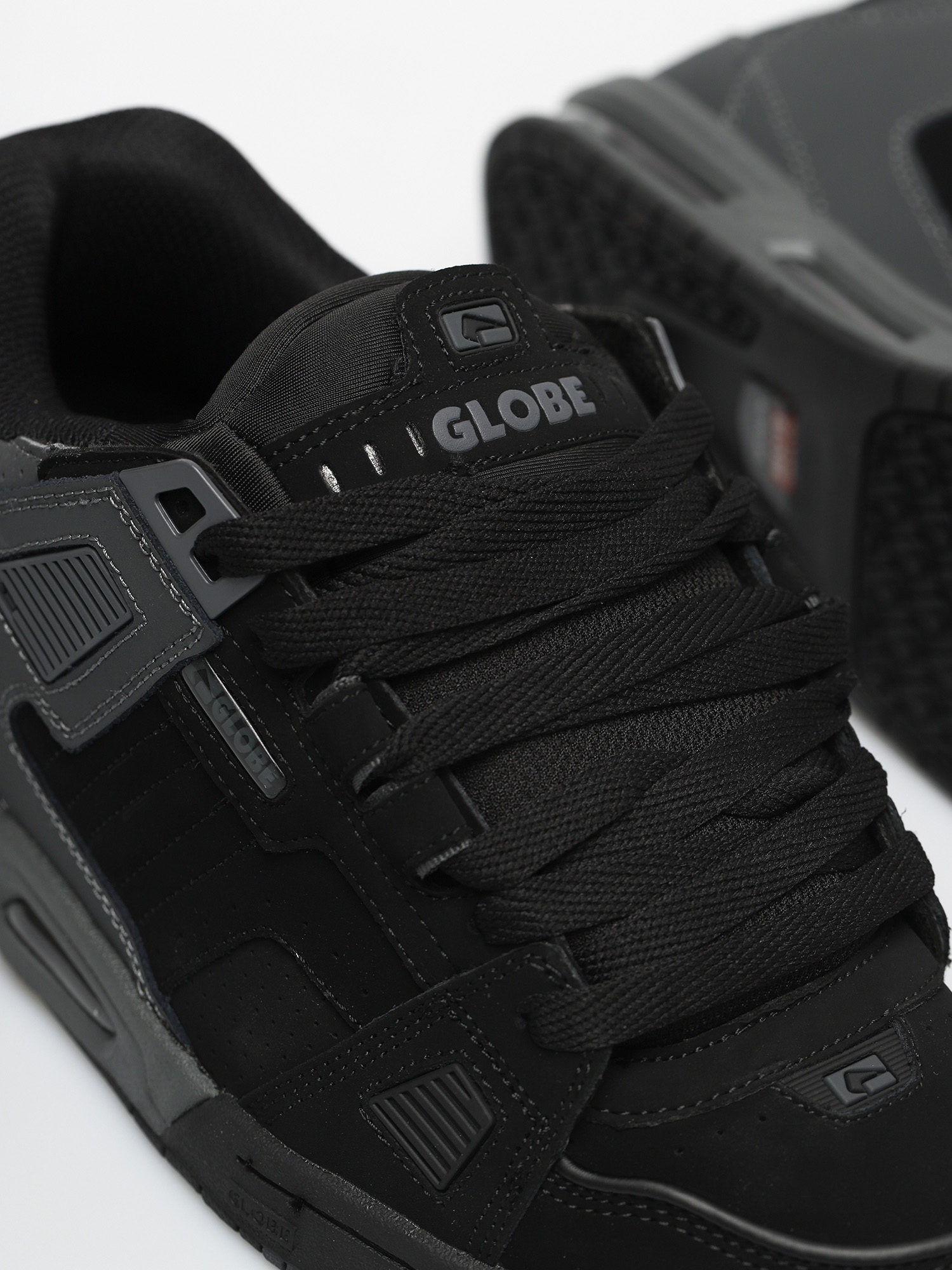 Buty Globe Sabre (black/phantom split)