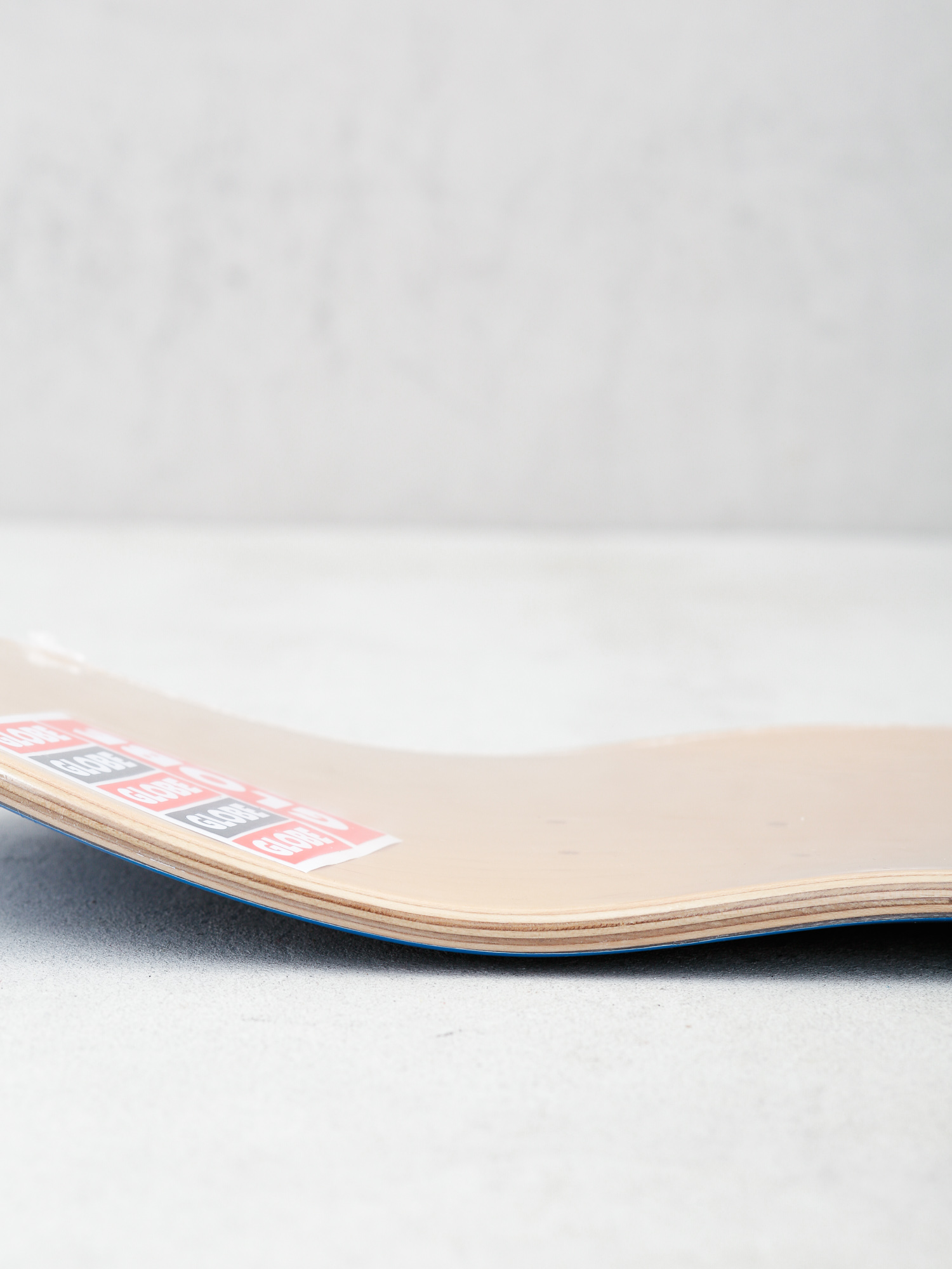 Deck Globe Goodstock (neon blue)