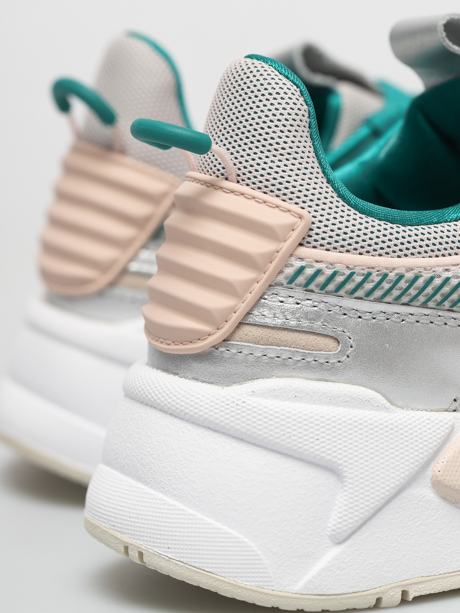 Buty Puma Rs X OQ Wmn (beige)