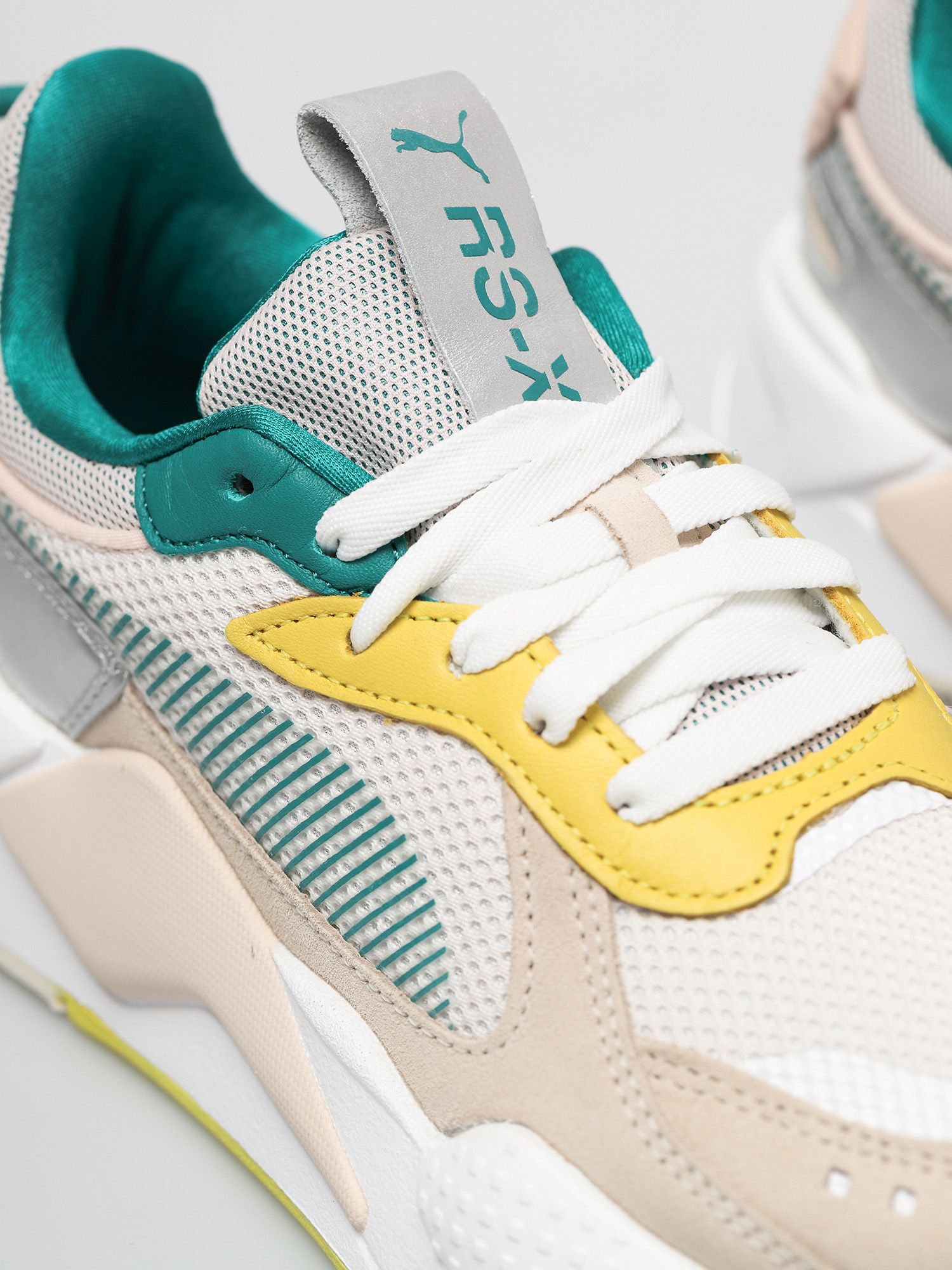 Buty Puma Rs X OQ Wmn (beige)
