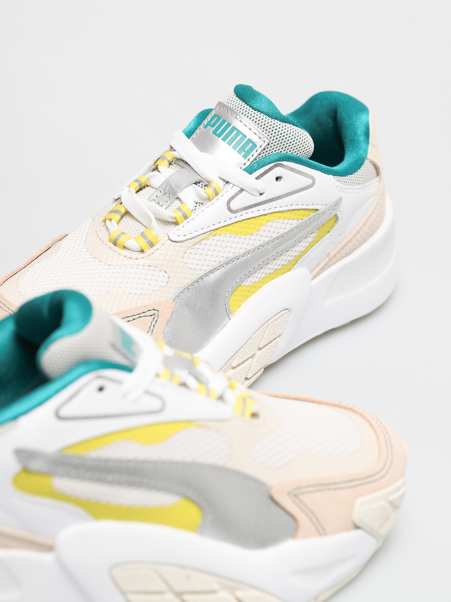 Buty Puma Hedra OQ Wmn (beige)