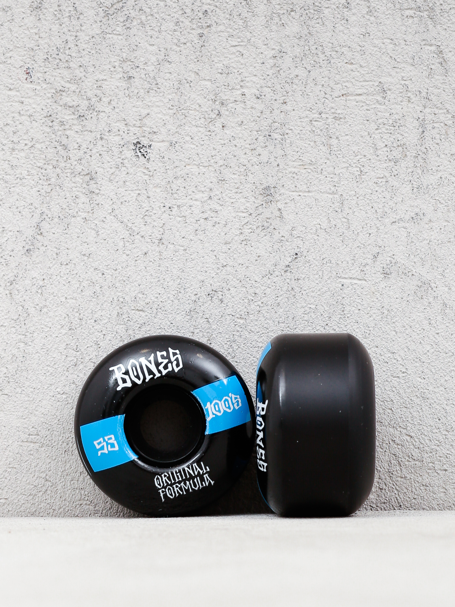 Kółka Bones Og Formula V4 Wide 100A (black/blue)