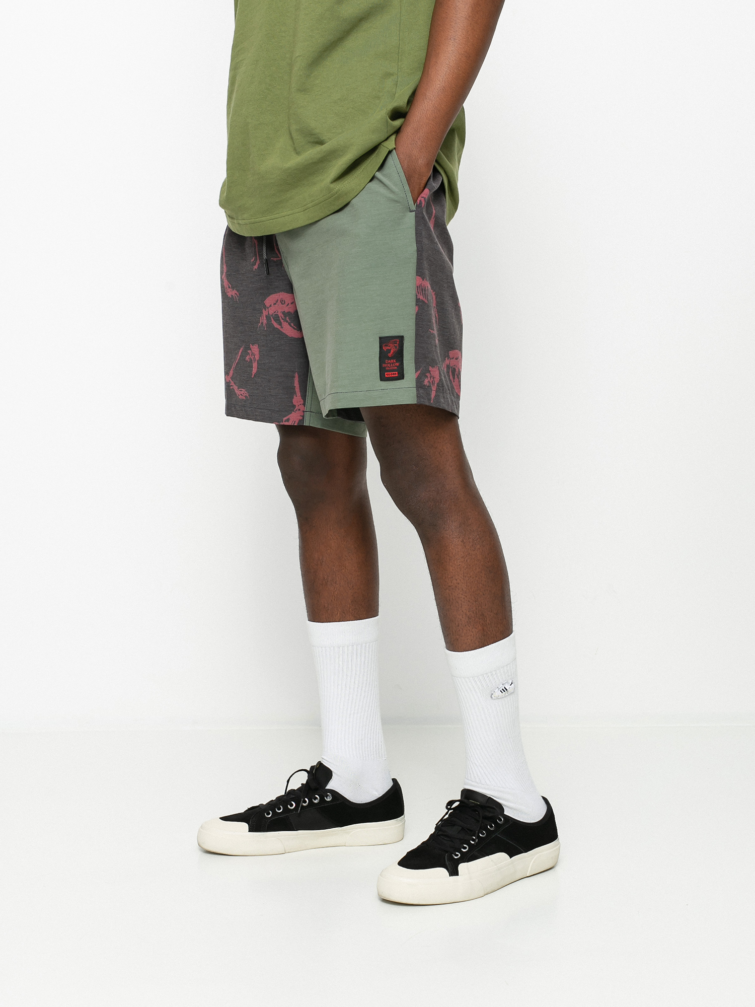 Boardshorty Globe Dion Agius Poolshort (forest)