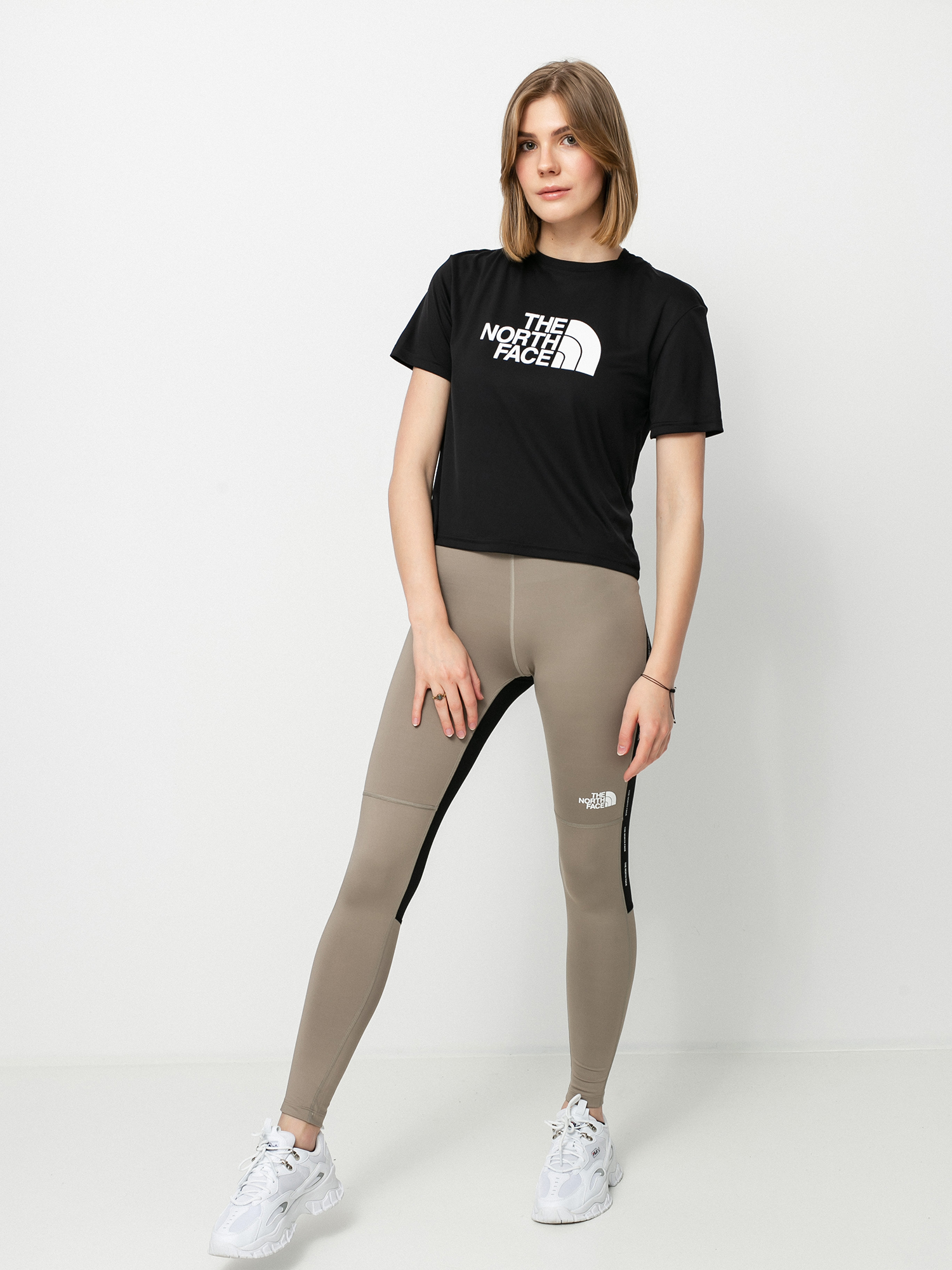 T-shirt The North Face Mountain Athletics Wmn (tnf black)