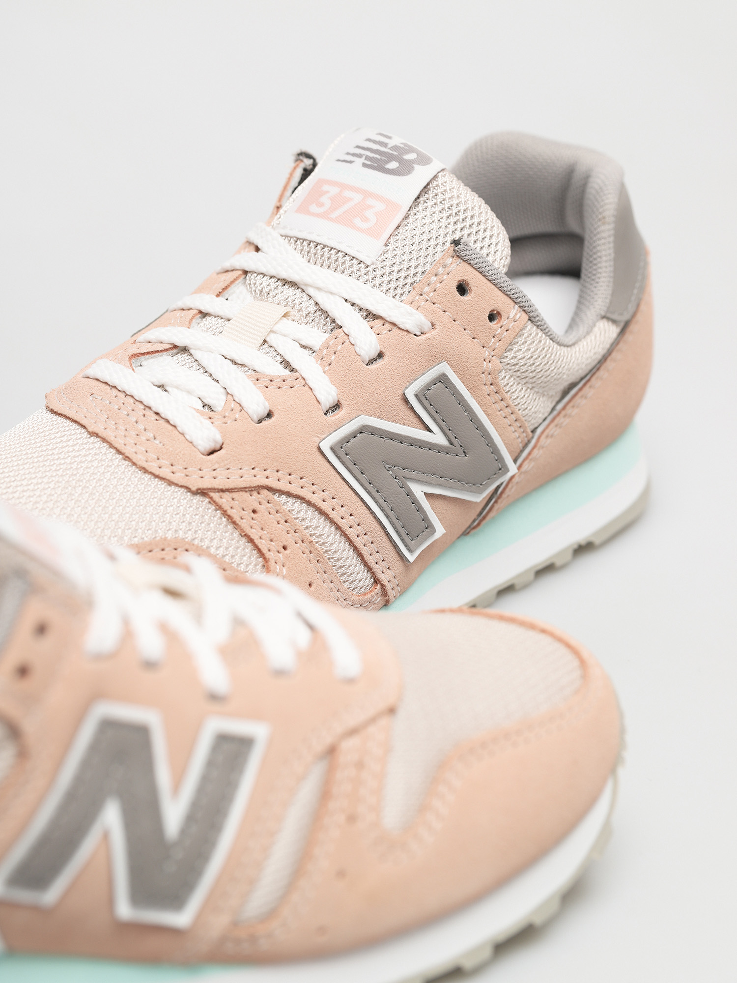 Buty New Balance 373 Wmn (rosewater)