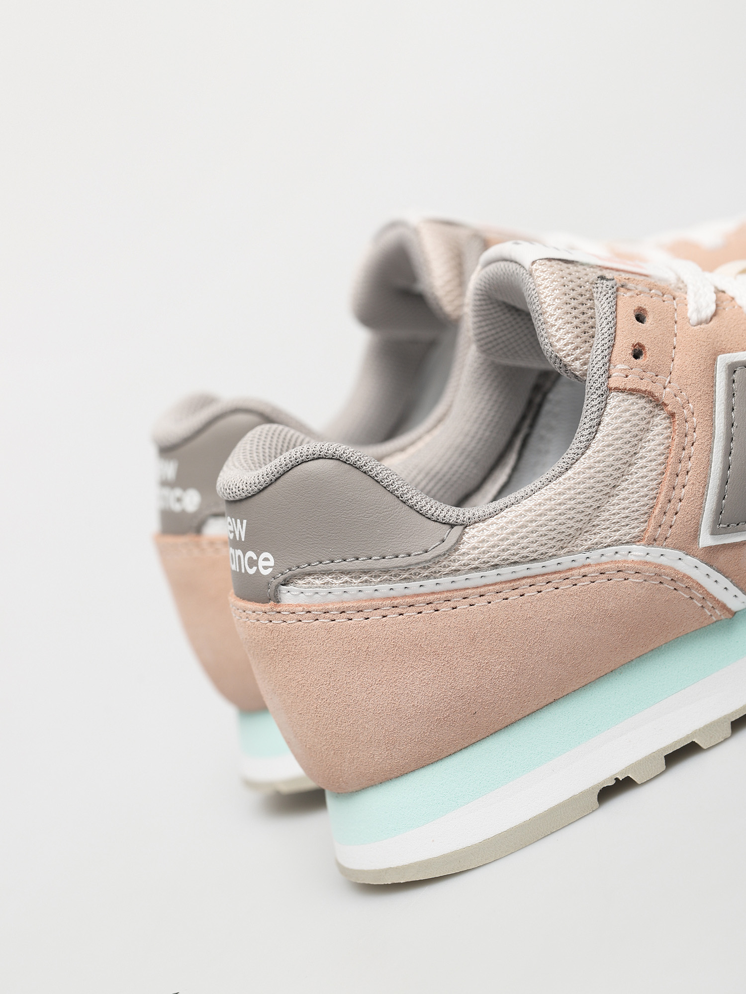 Buty New Balance 373 Wmn (rosewater)