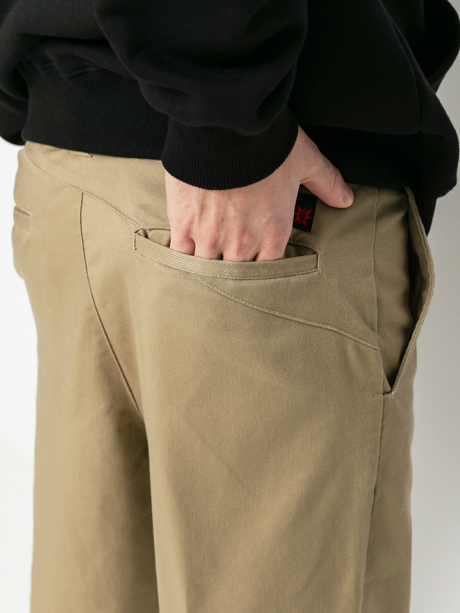 Spodnie Volcom Loose Trucks Chino (khaki)