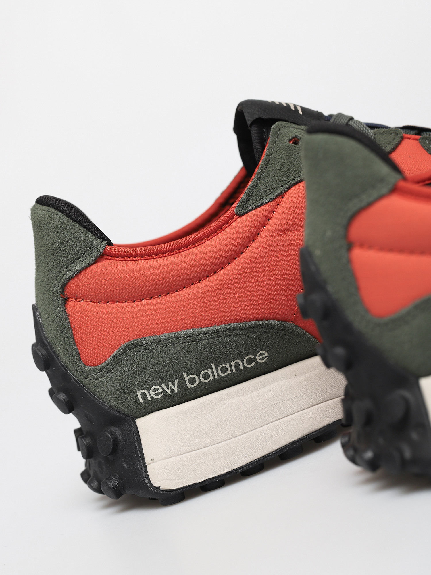 Buty New Balance 327 (dark blaze)