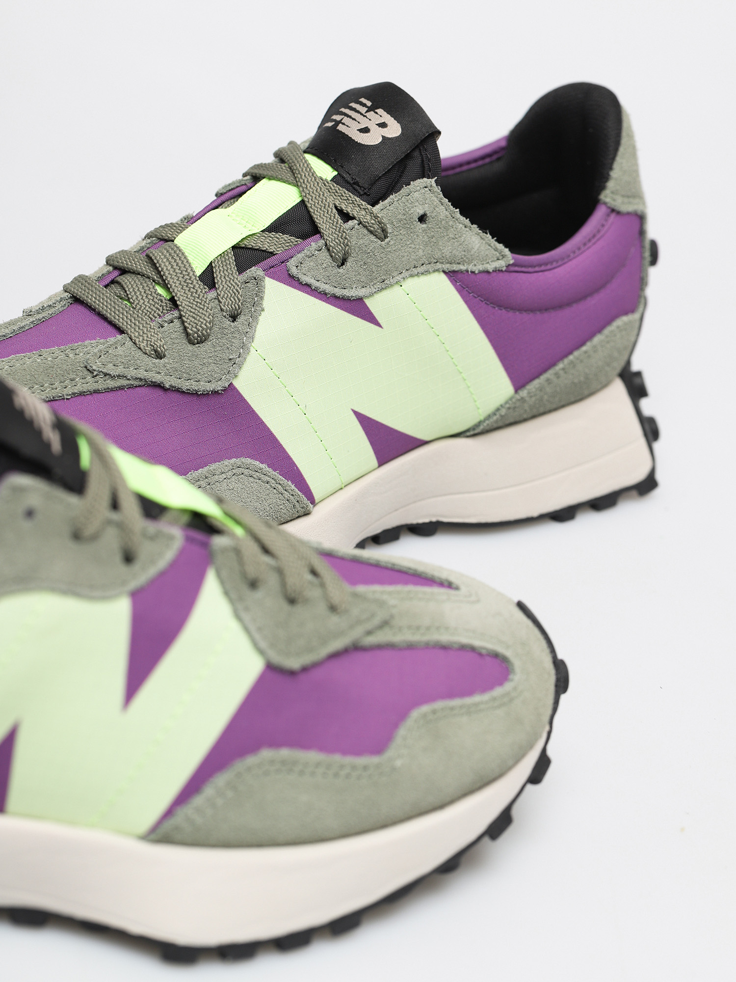 Buty New Balance 327 (grape lime)