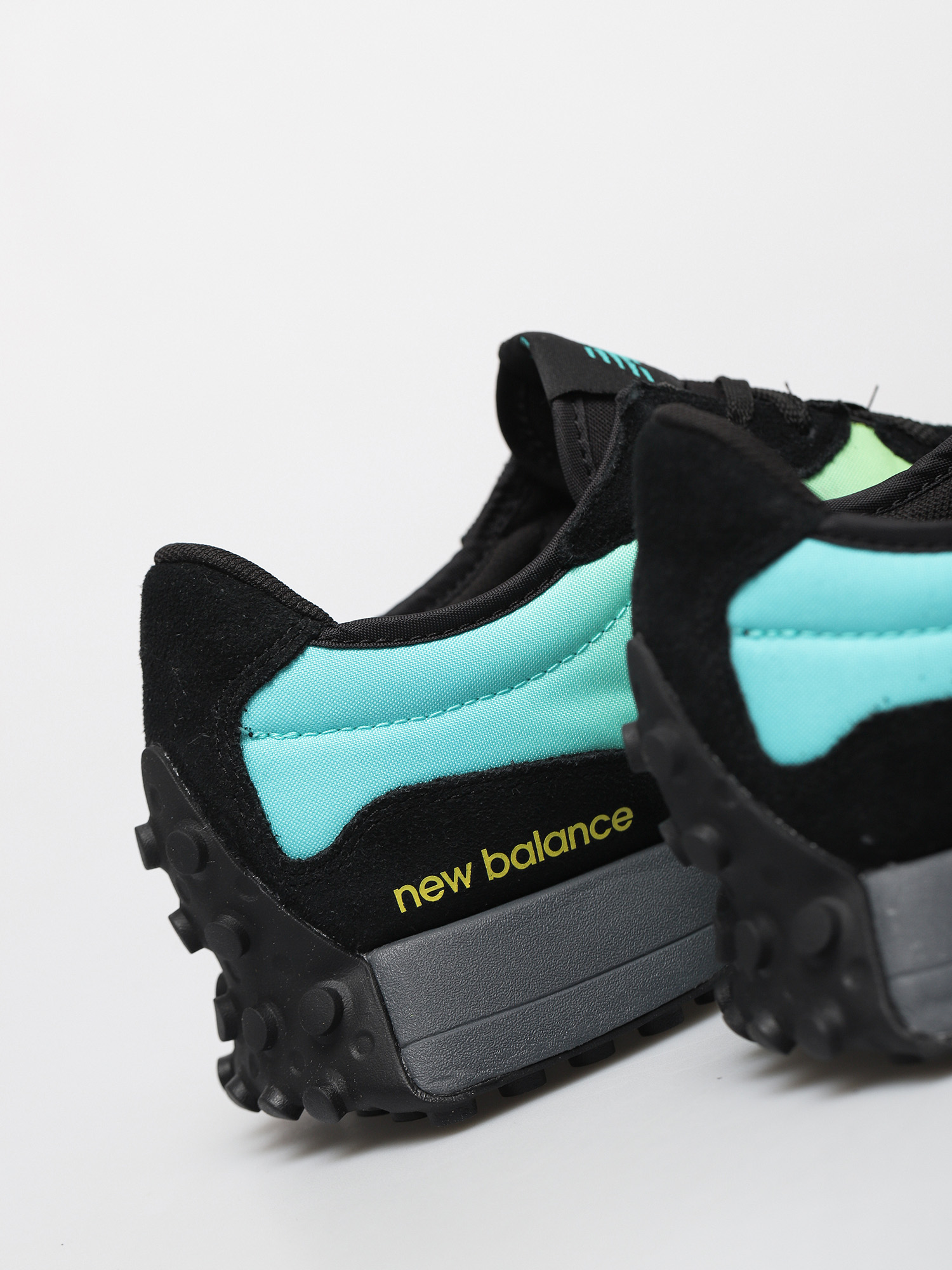 Buty New Balance 327 (black summer jade)