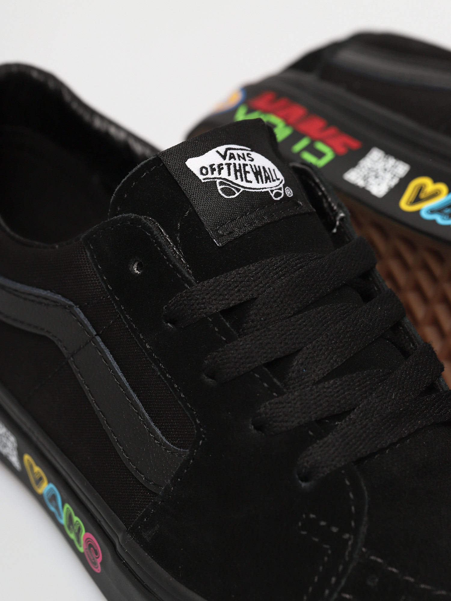 Buty Vans Sk8 Low (disruptive black/black)