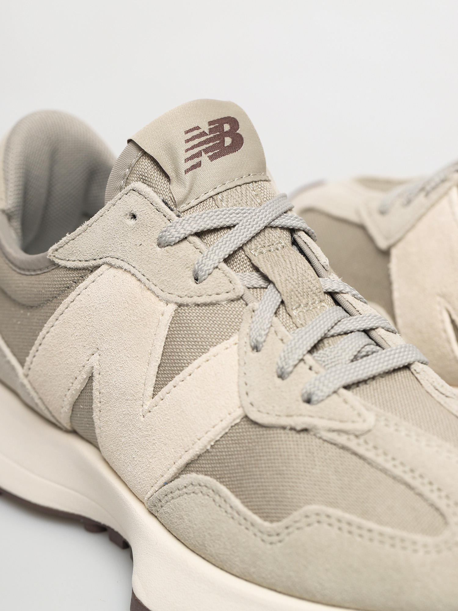 Buty New Balance 327 Wmn (grey oak)