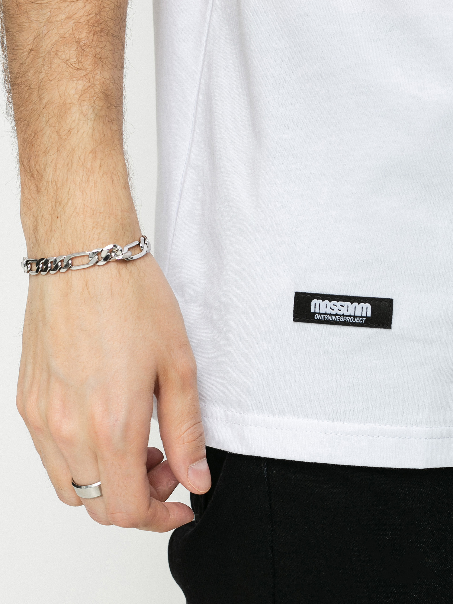 T-shirt MassDnm Base (white)