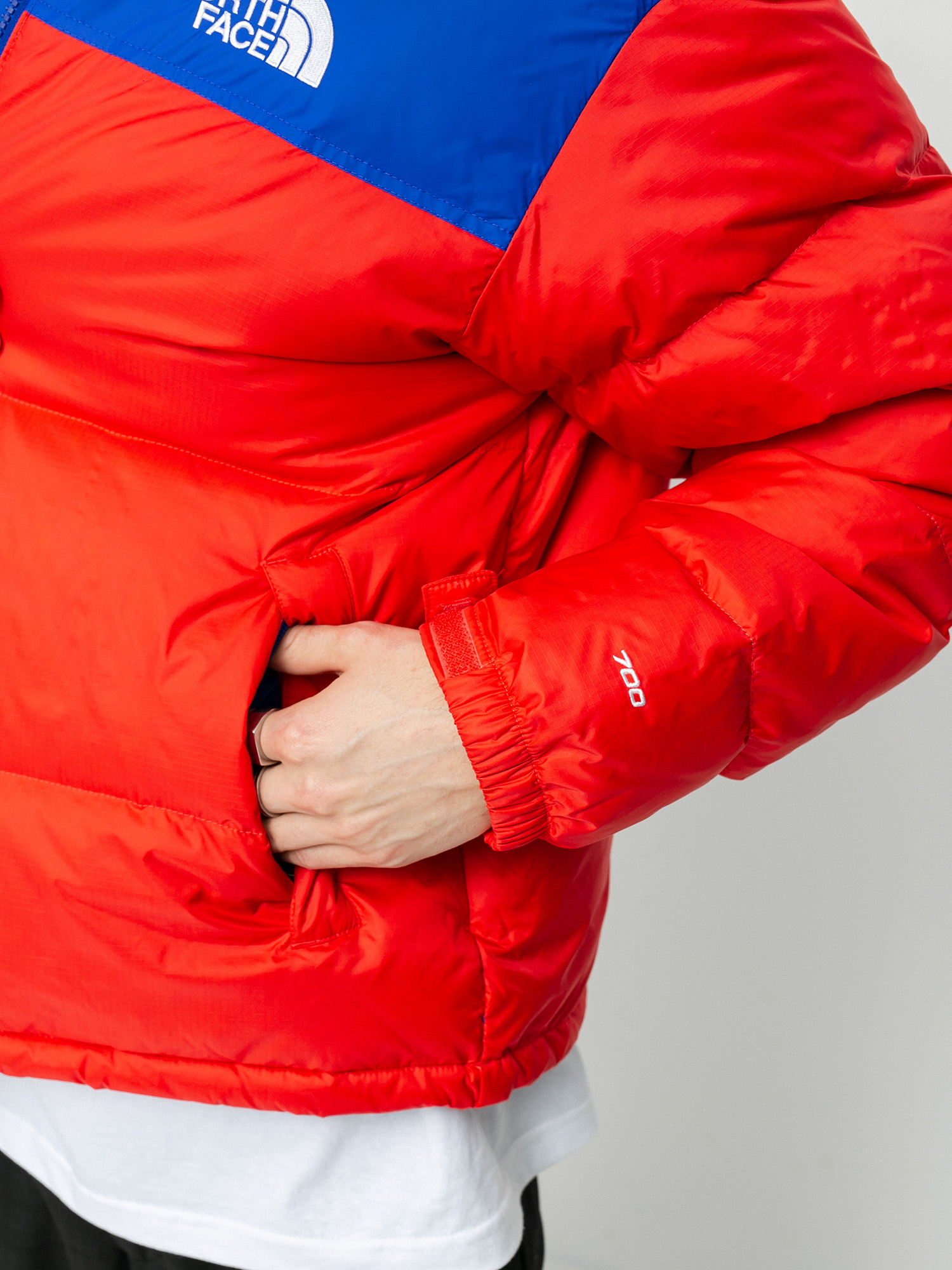 Kurtka The North Face 1996 Retro Nuptse (horizon red/tnf blue)
