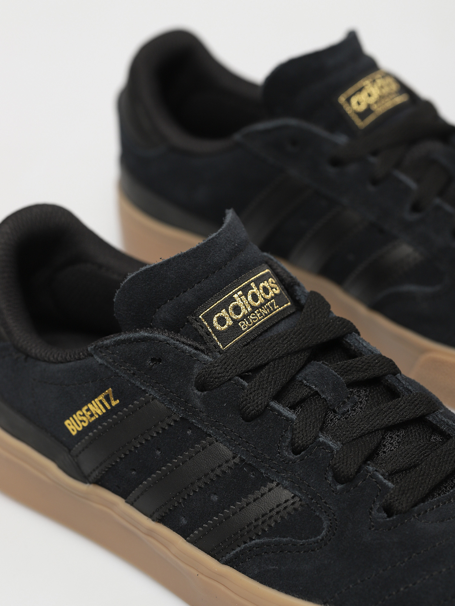 Buty adidas Busenitz Vulc II (cblack/cblack/gum4)