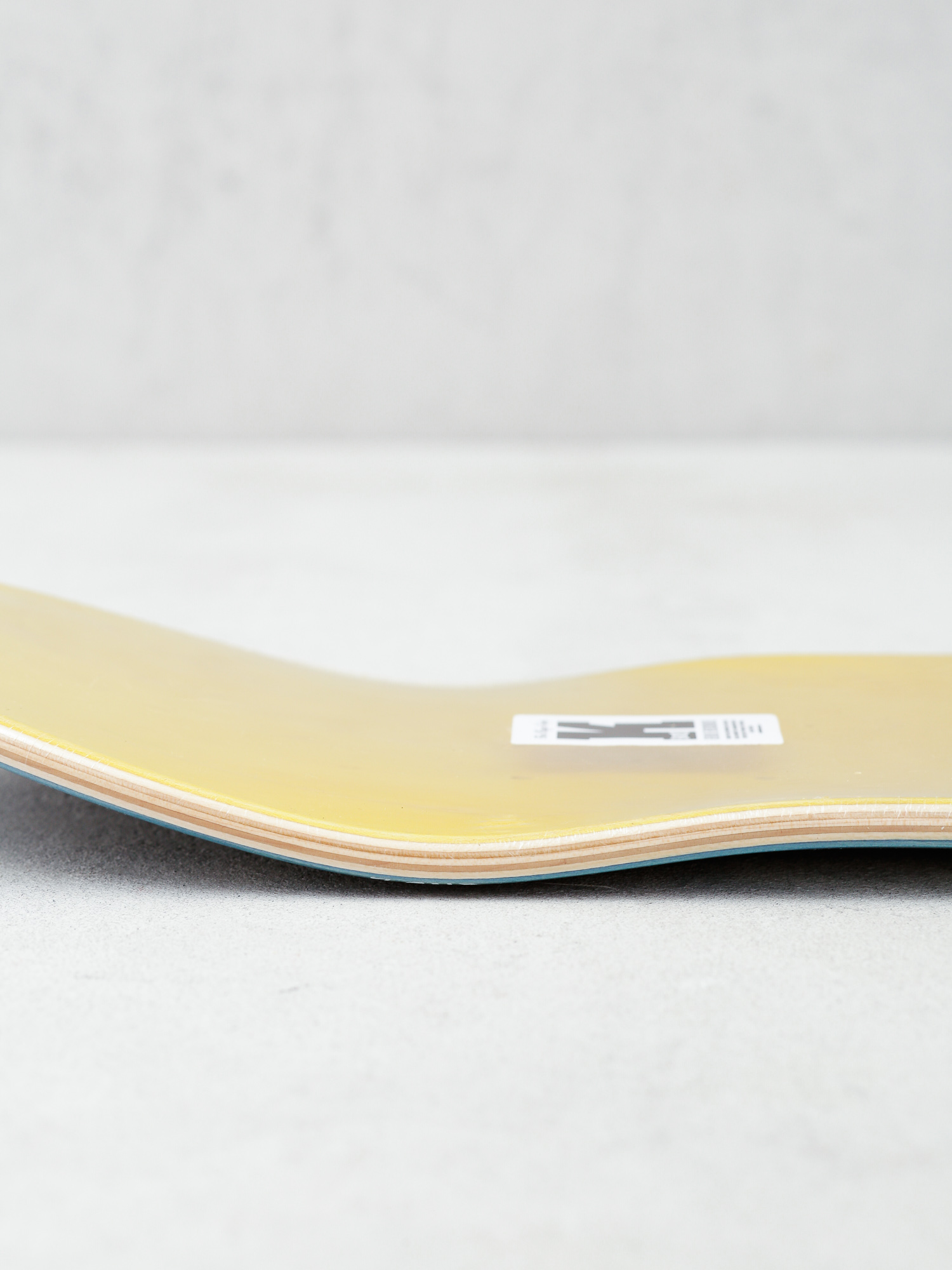 Deck DGK Cornerstore (kalis)