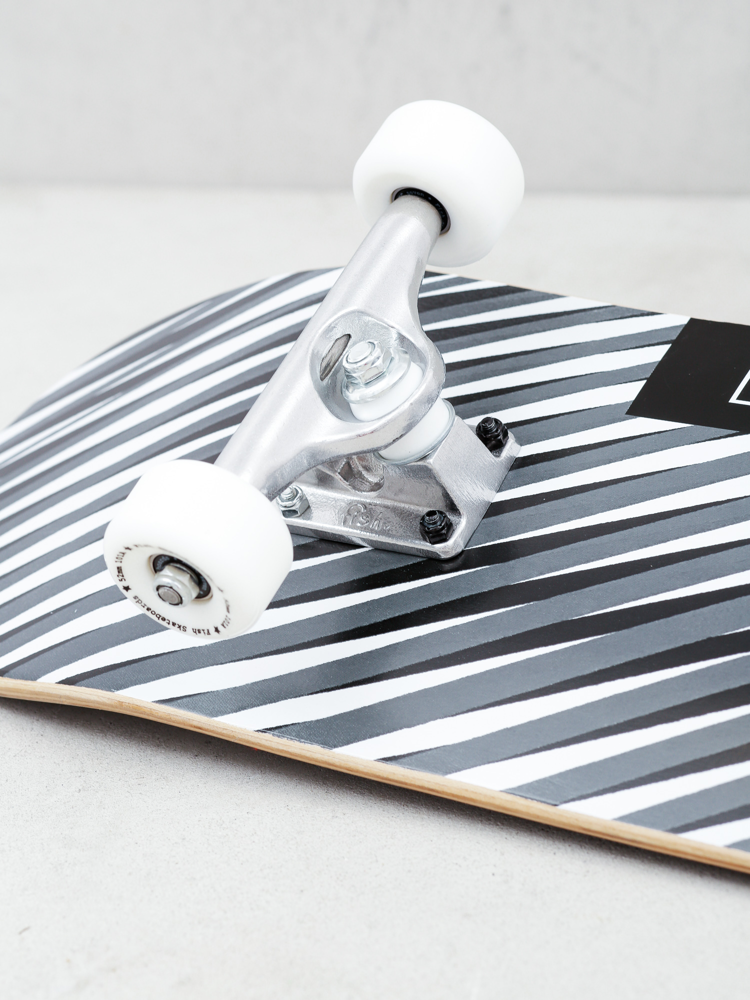 Deskorolka Fish Skateboards Error No 2
