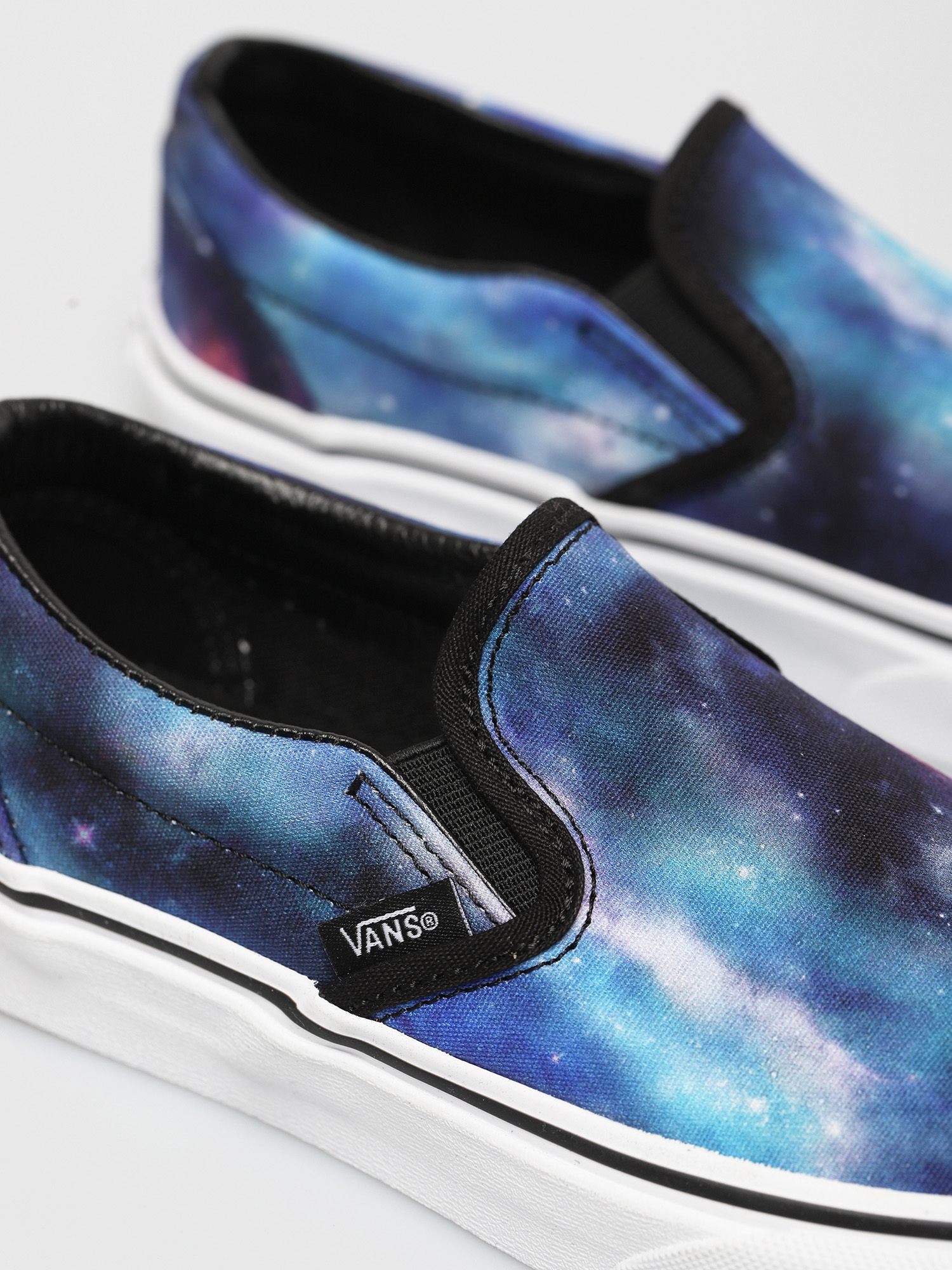 Buty Vans Classic Slip On (galaxy black/true white)