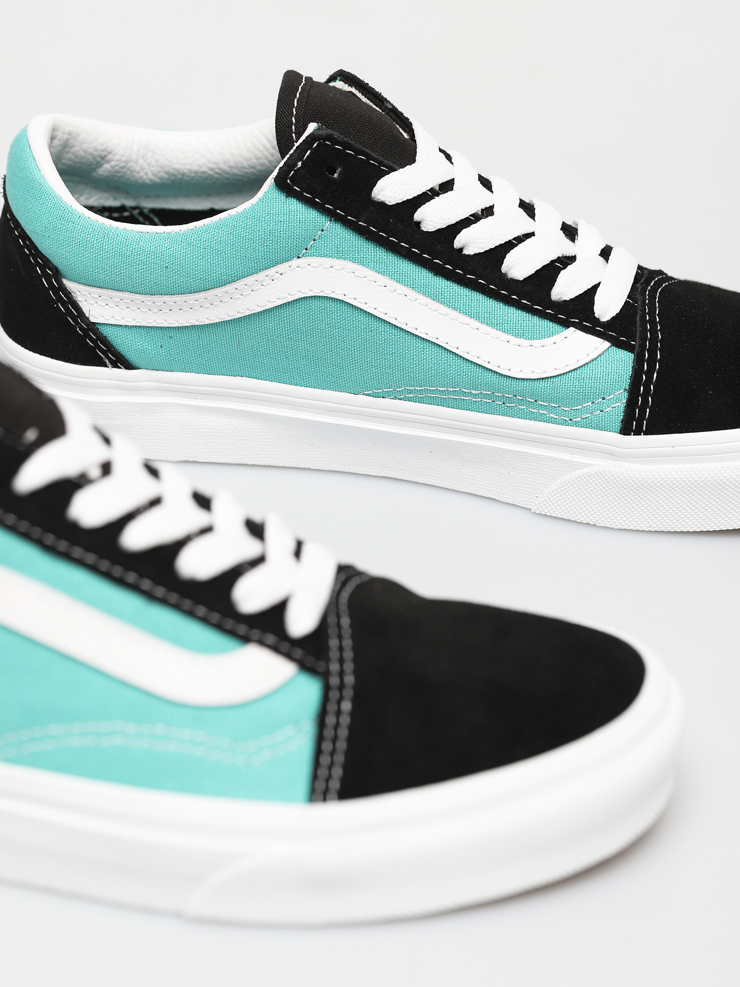 Buty Vans Old Skool (classic sport black/waterfall)