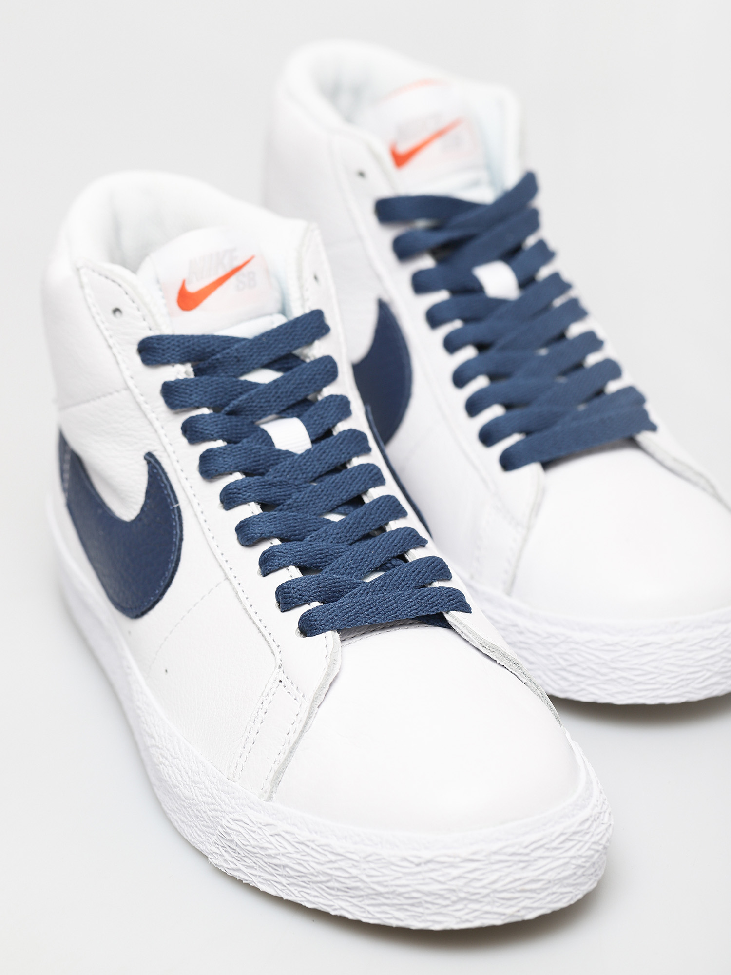 Buty Nike SB Zoom Blazer Mid (white/navy white/safety orange)