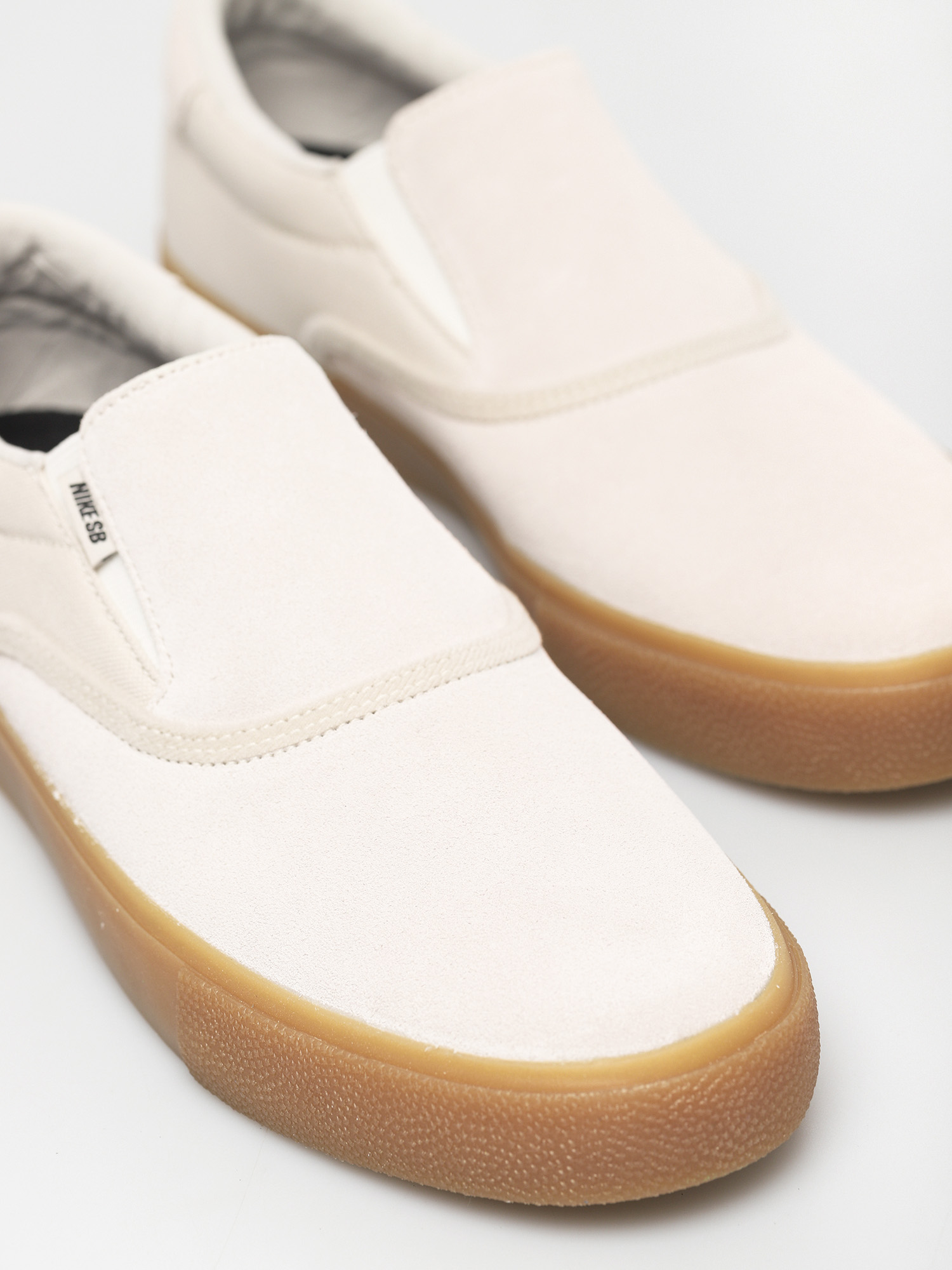 Buty Nike SB Zoom Verona Slip (summit white/summit white)