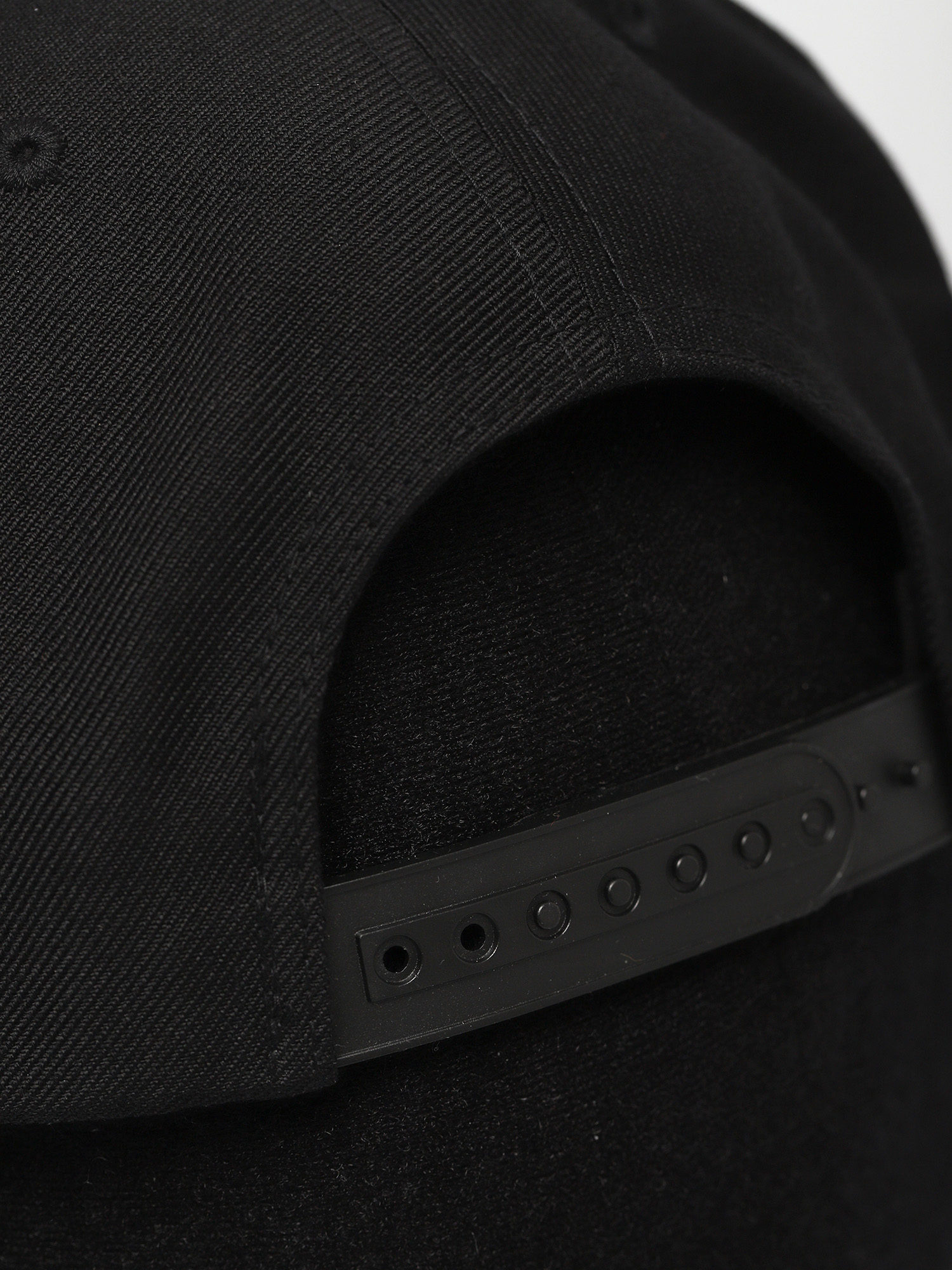 Czapka z daszkiem Dragon Stack Trucker (black)