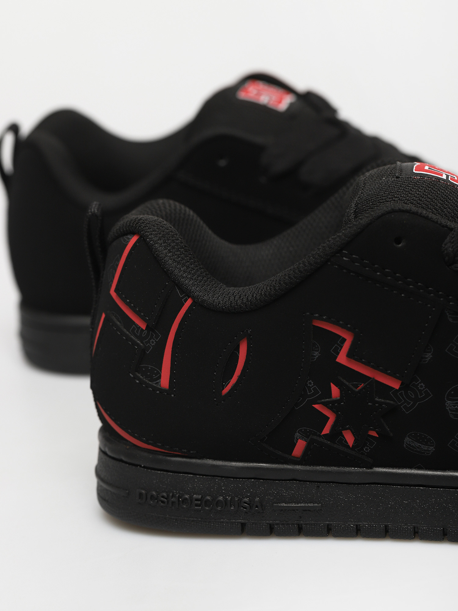 Buty DC X BB Bobs Burgers Court Graffik (black/red)
