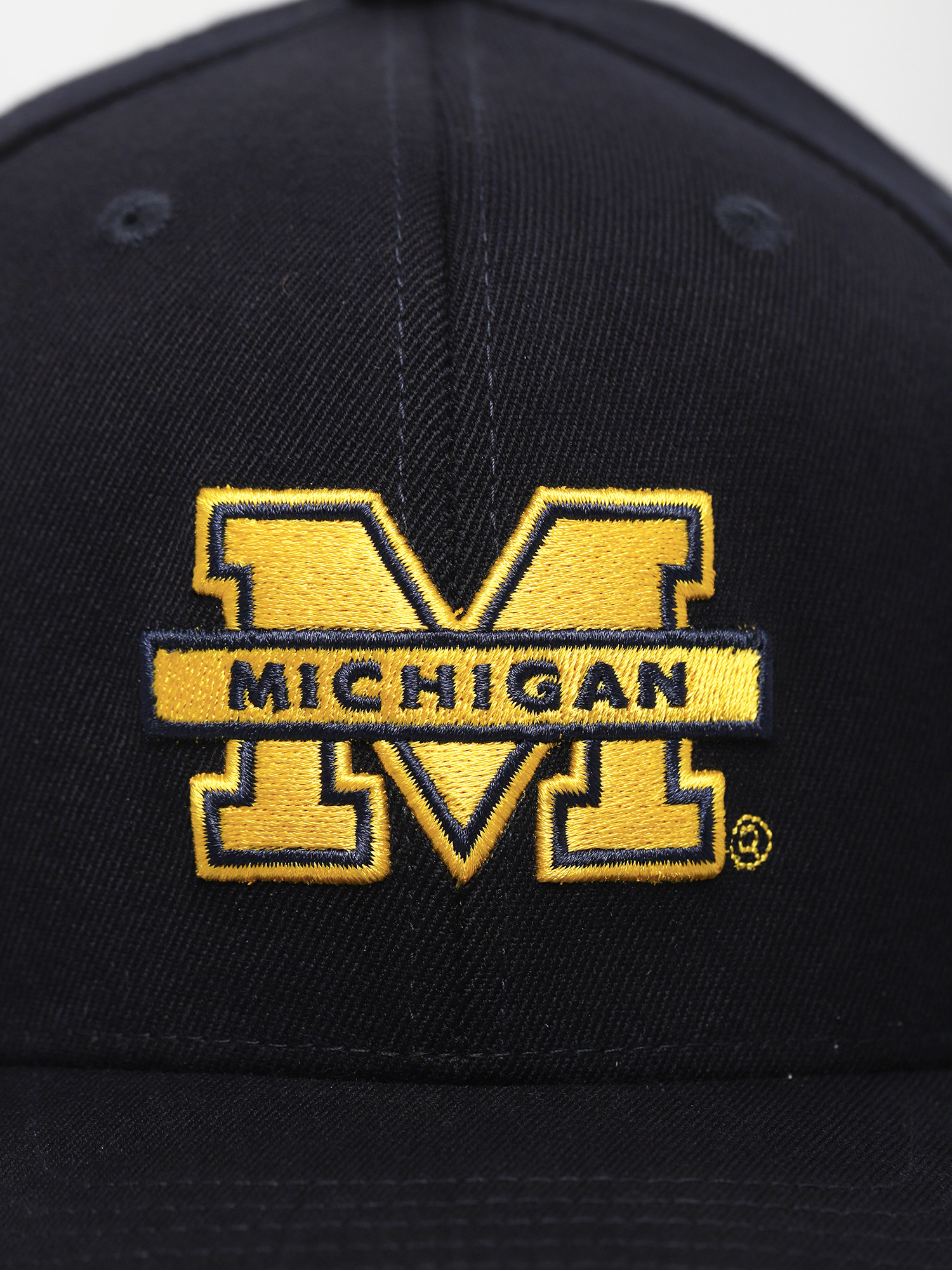 Czapka z daszkiem Mitchell & Ness Ncaa  Logo Redline ZD (university of michigan/navy)