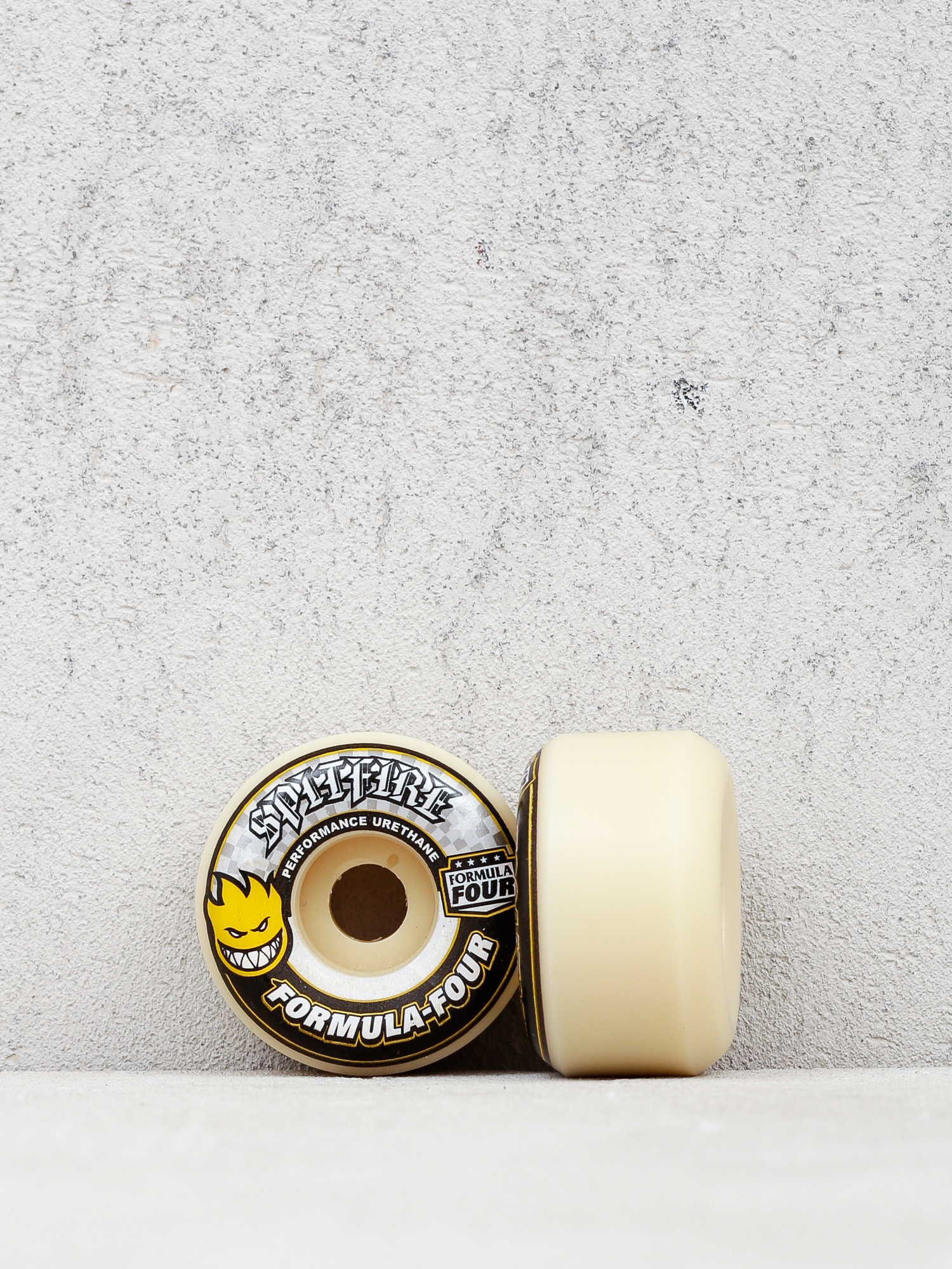 Kółka Spitfire F4 99D Conical (white/silver)