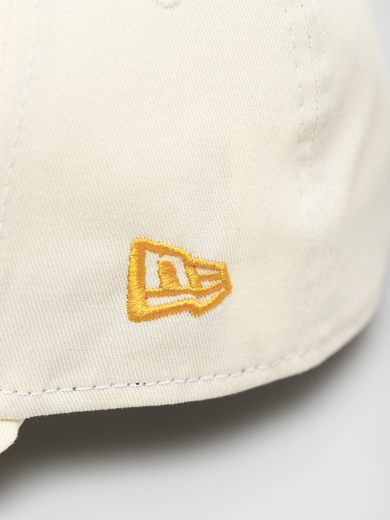 Czapka z daszkiem New Era Sports 940 (white)