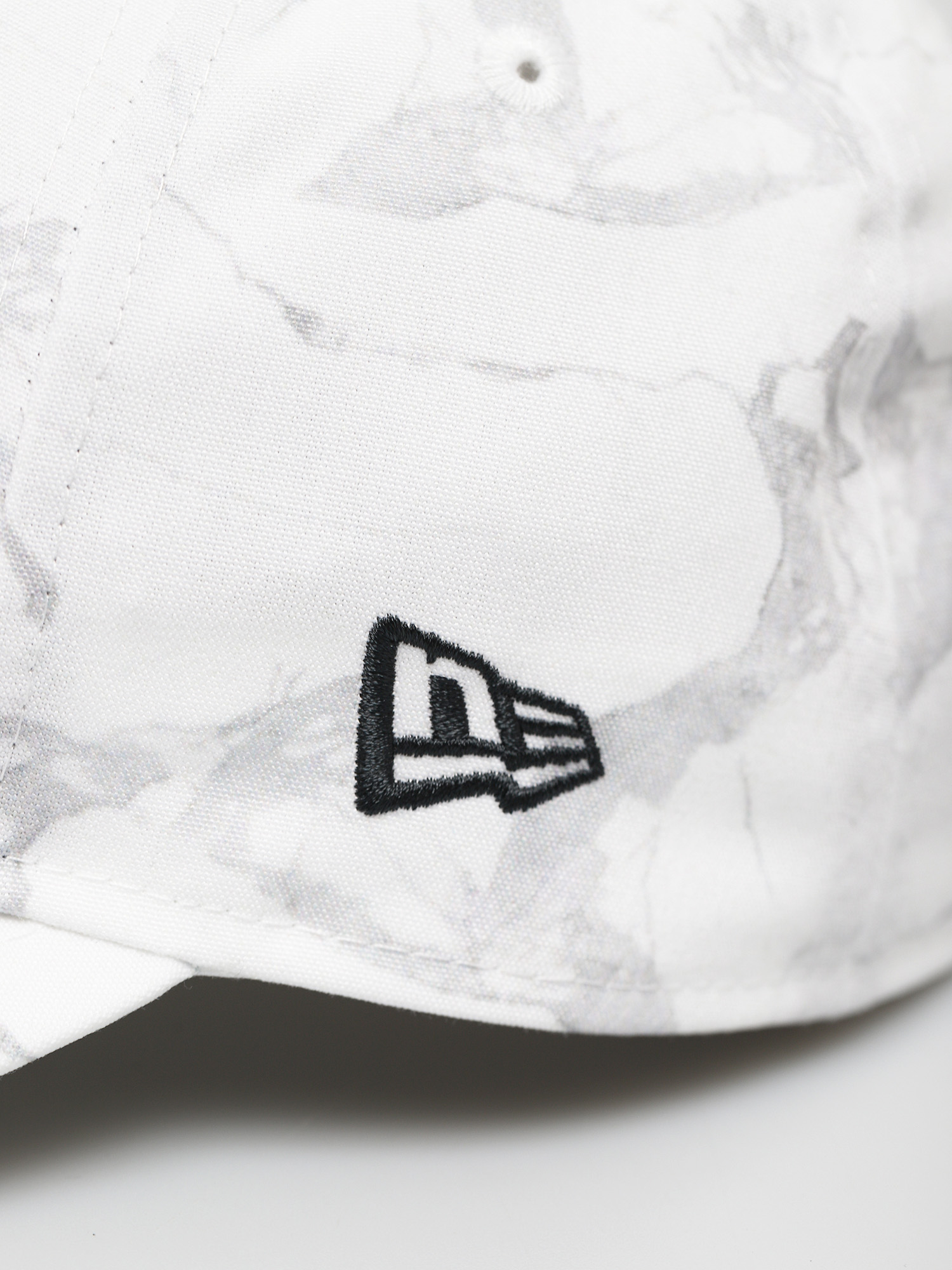 Czapka z daszkiem New Era Marble 940 New York Yankees Wmn (white)