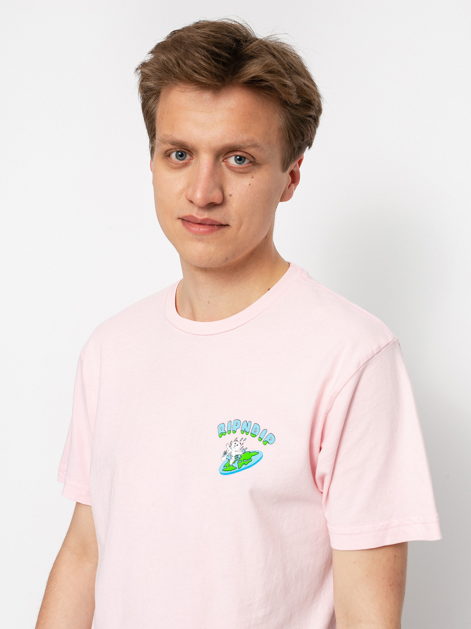 T-shirt RipNDip The World Is Yours (light pink)
