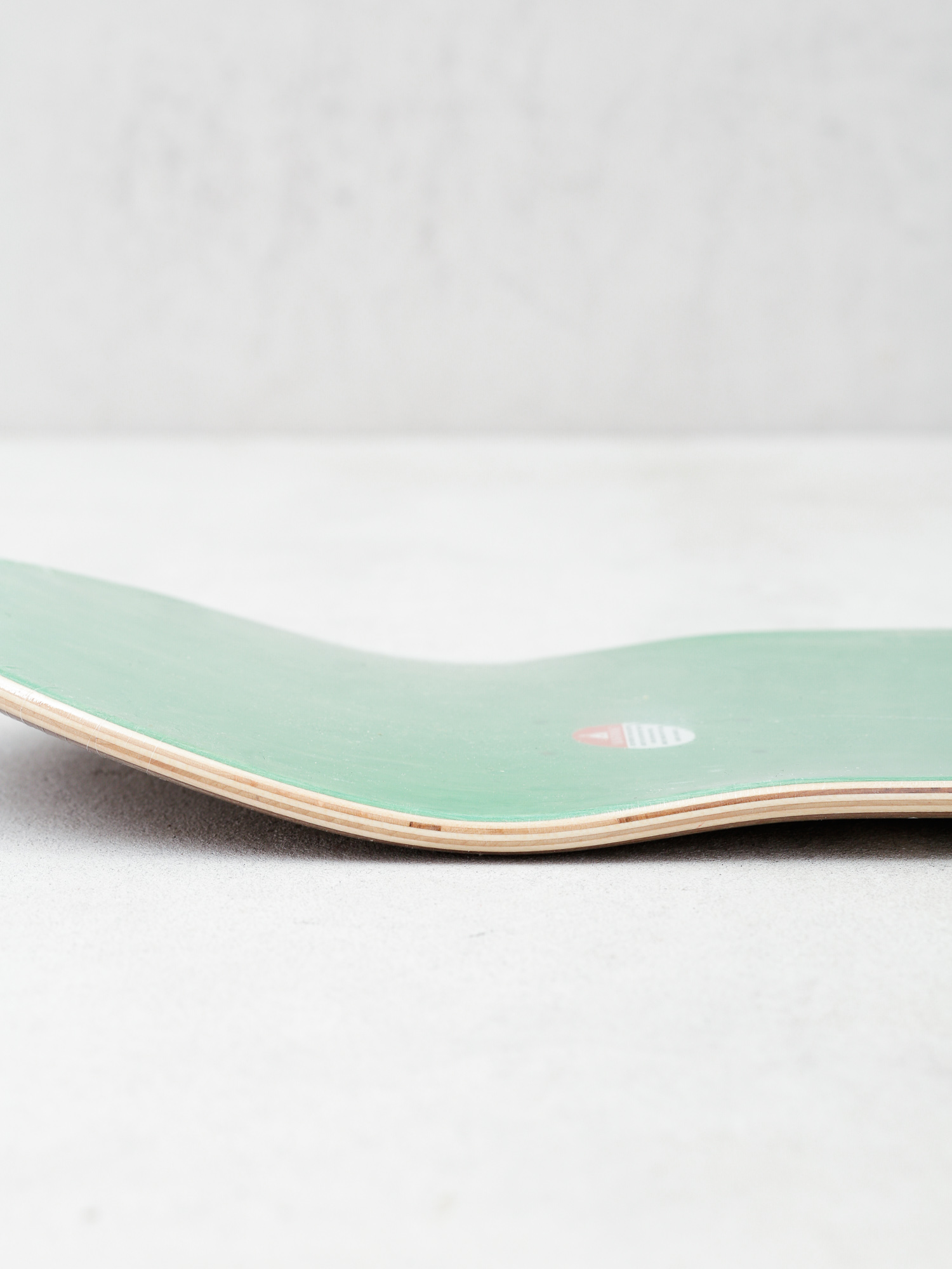 Deck Magenta Landscape Leo Valls