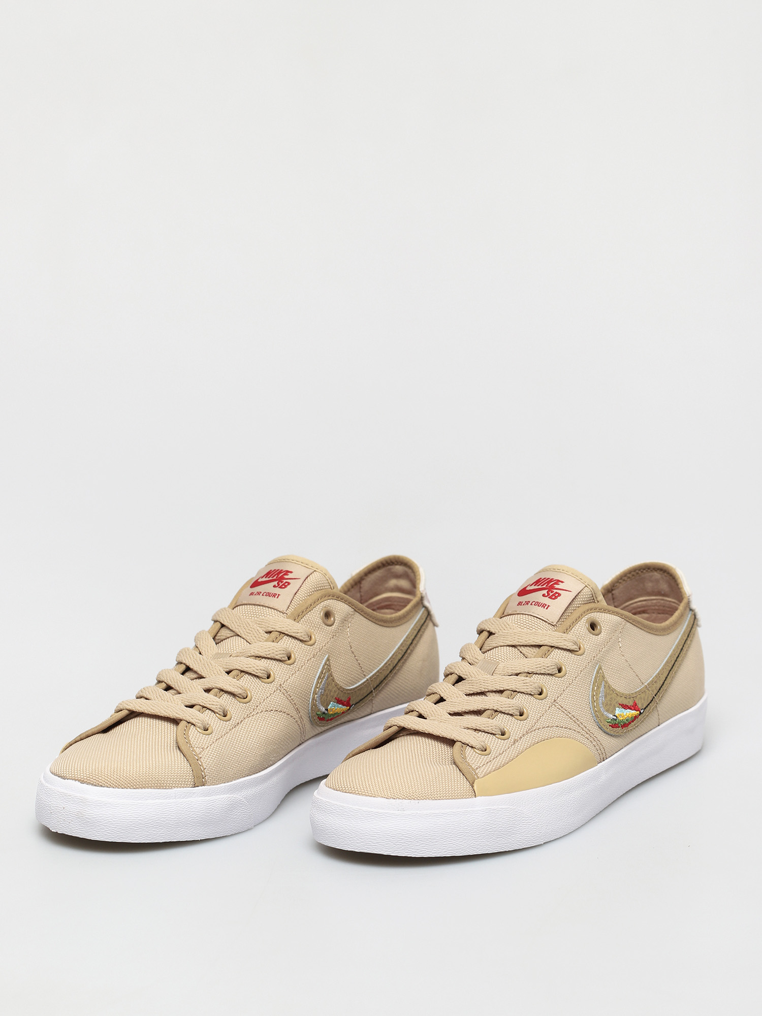 Buty Nike SB X Daan Van Der Linden Blazer Court (grain/parachute beige light bone sail)