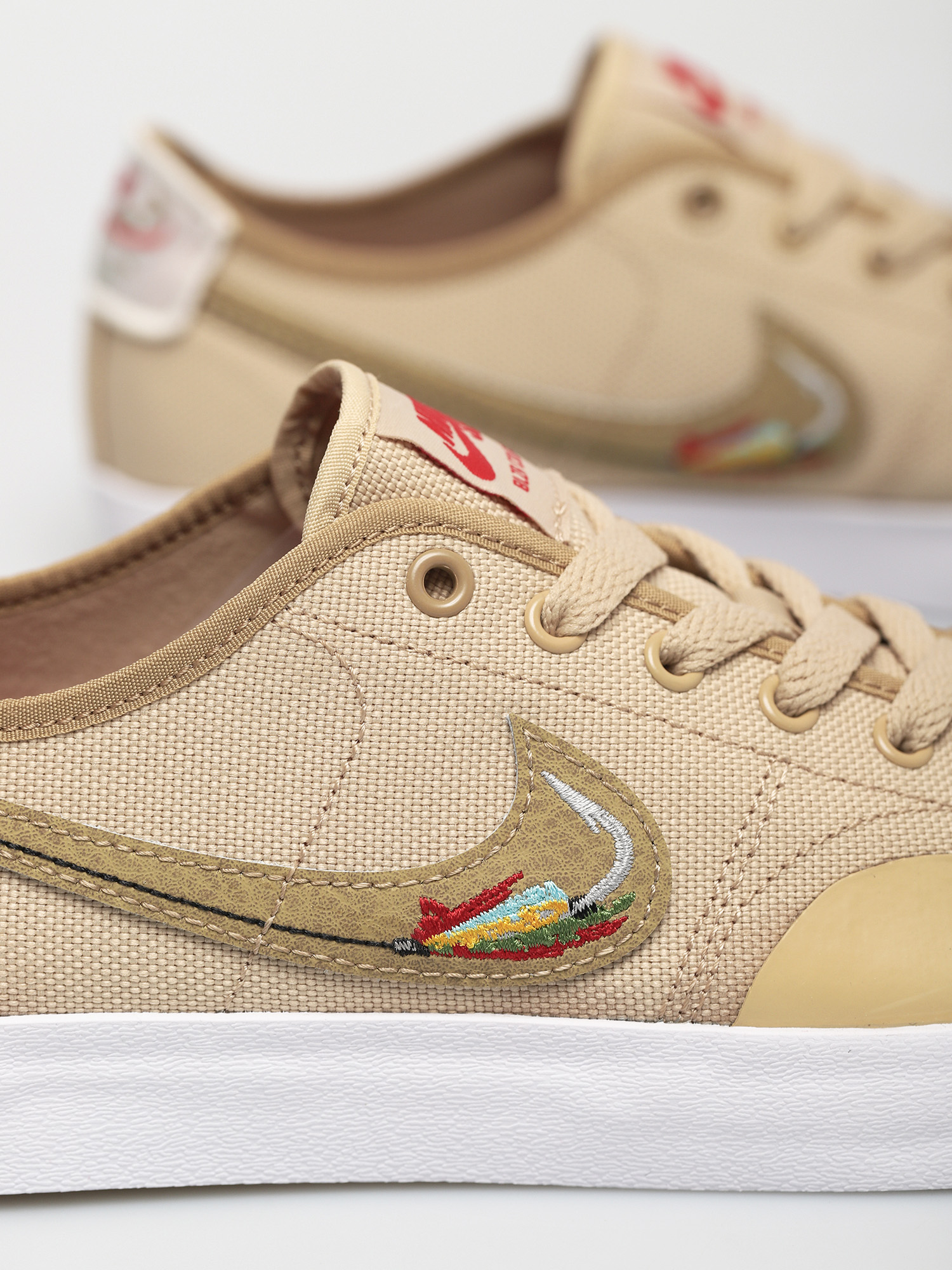 Buty Nike SB X Daan Van Der Linden Blazer Court (grain/parachute beige light bone sail)
