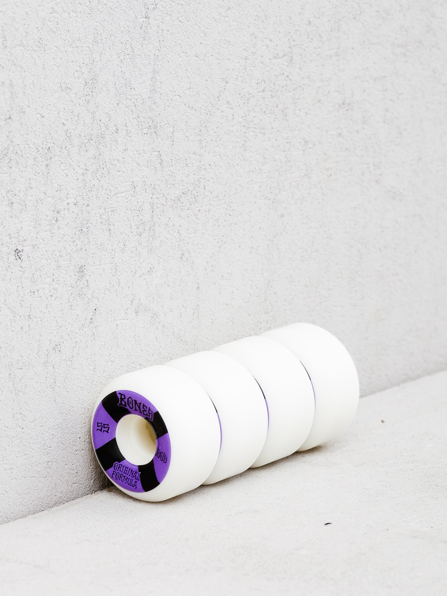 Kółka Bones 100#4 V5 Sidecut 100A (white)