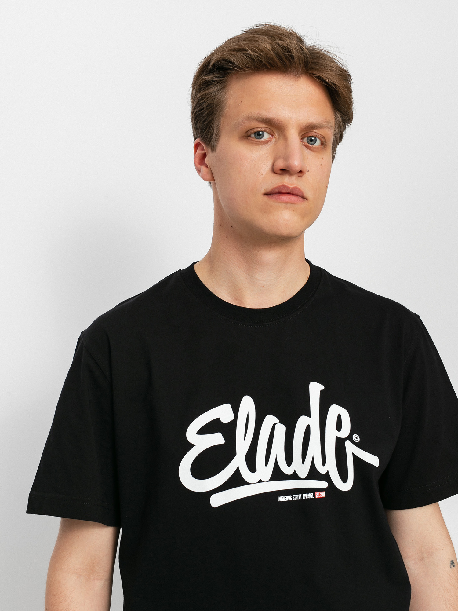 T-shirt Elade Tag (black)