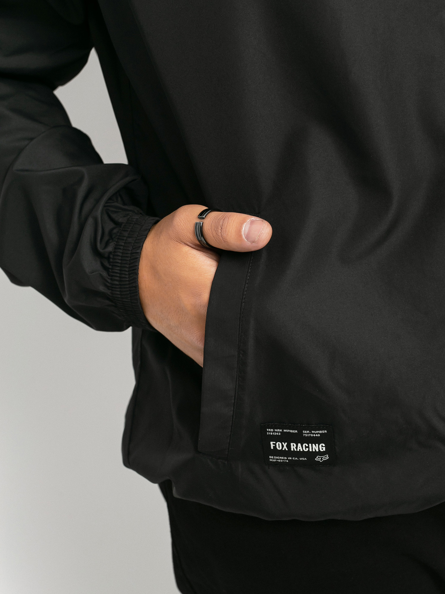 Kurtka Fox Nomad Windbreaker (blk)