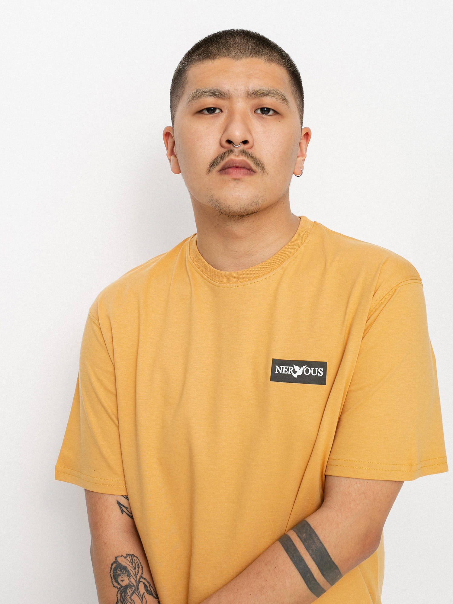 T-shirt Nervous Classic Small (yellow)