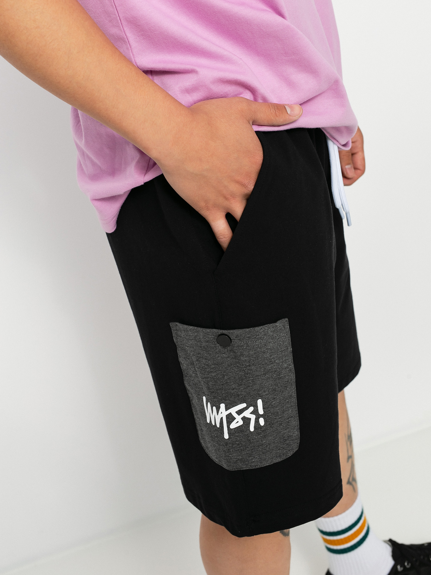 Szorty MassDnm Creep (black)