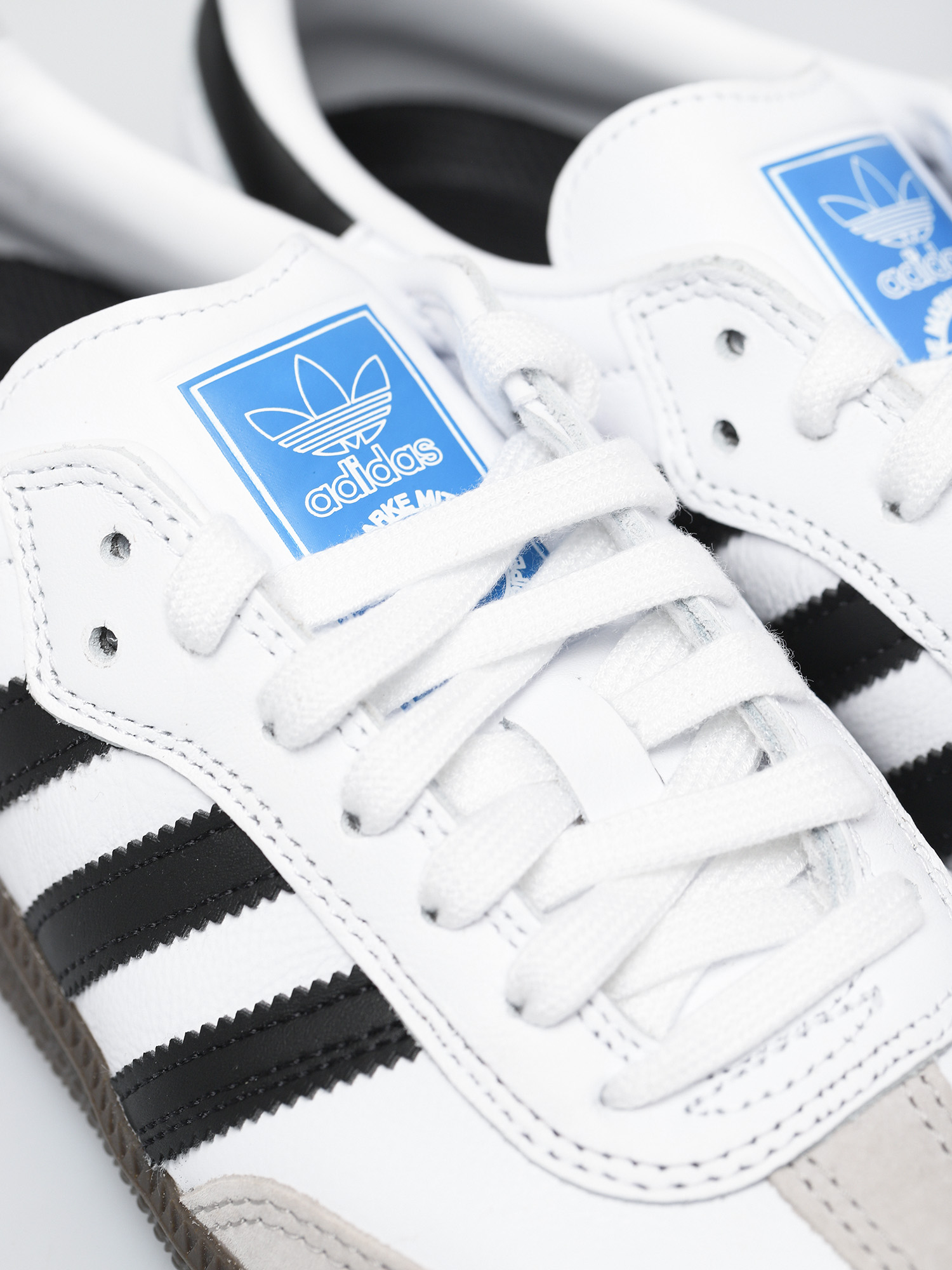 Buty adidas Samba ADV (ftwwht/cblack/gum5)