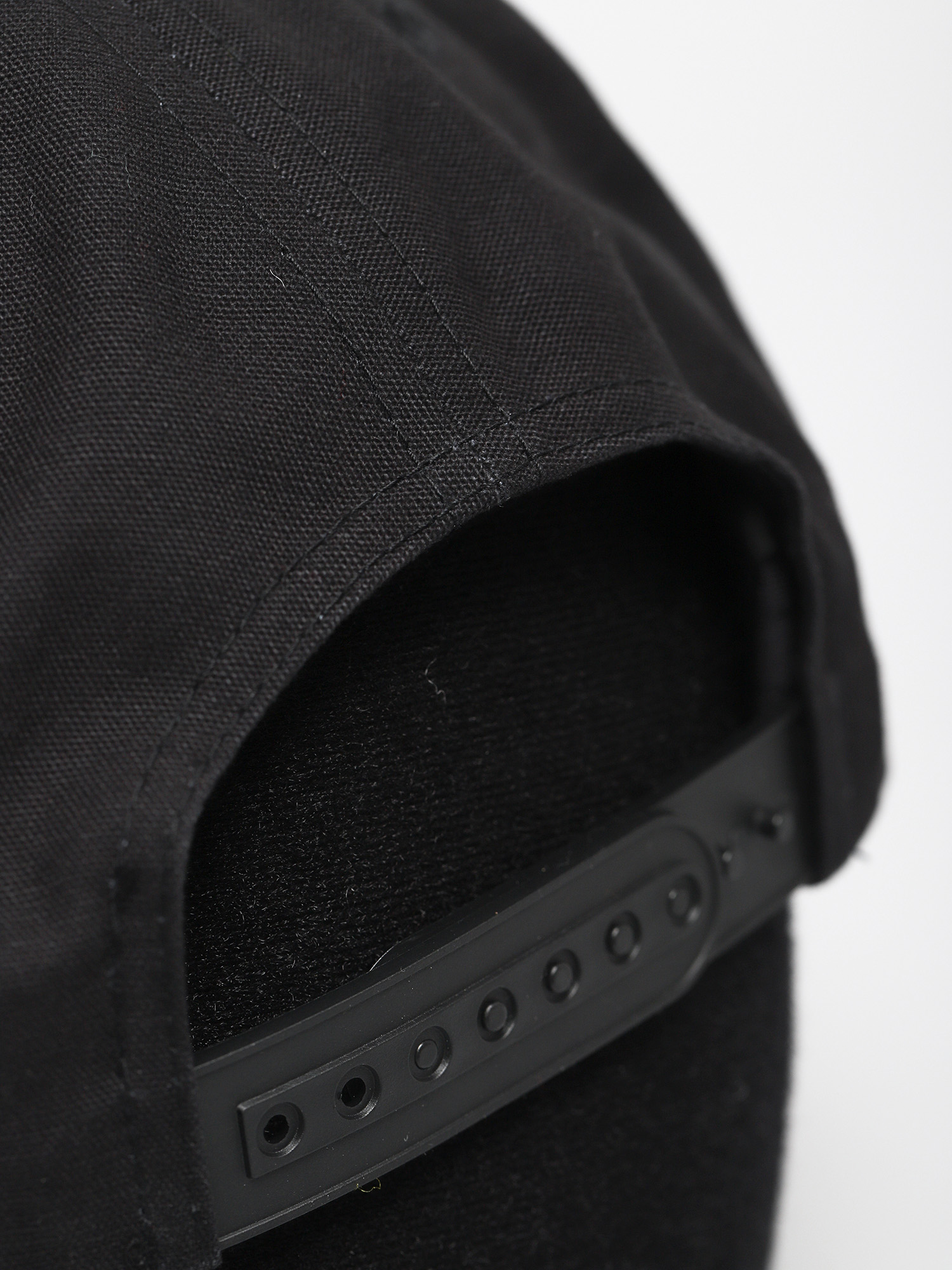 Czapka z daszkiem Salty Crew King Sal 5 Panel (black)