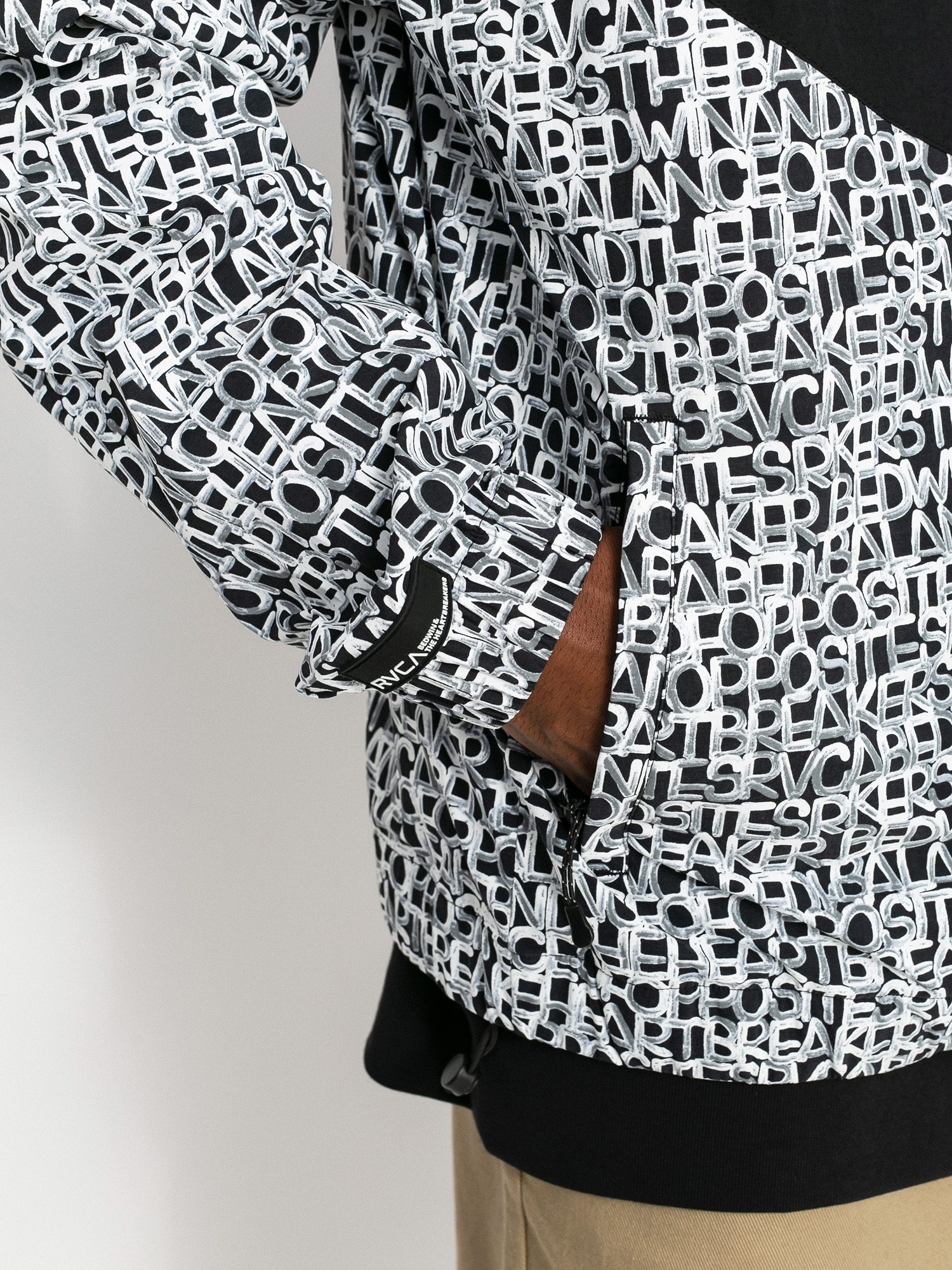 Kurtka RVCA Bedwin Ipfu Track (black print)