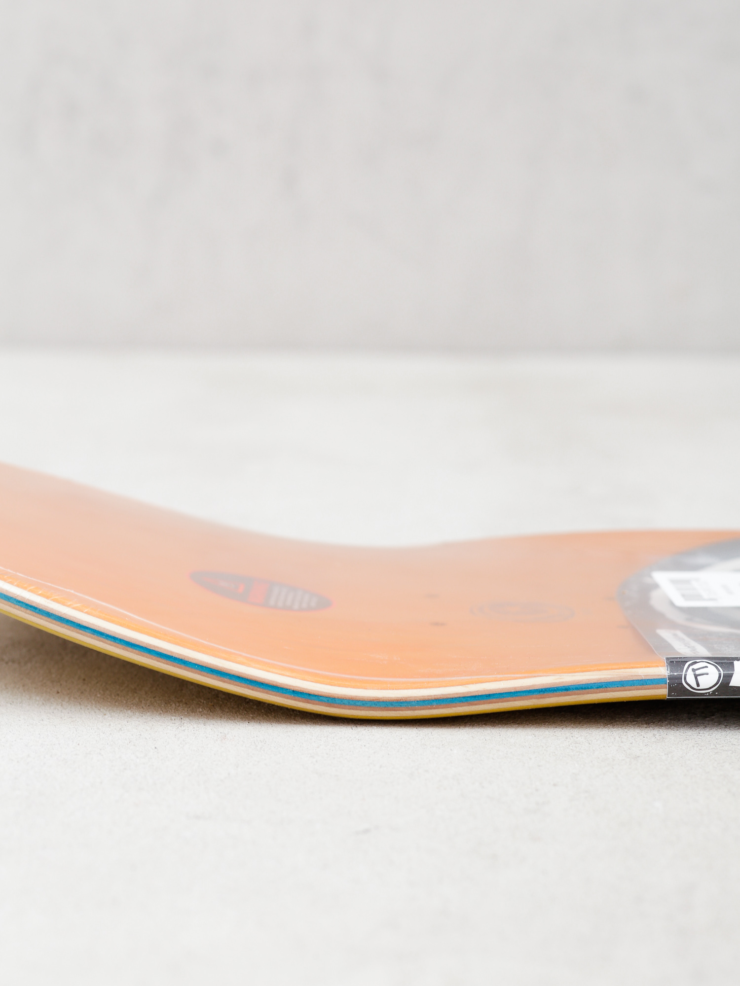 Deck Foundation Servold Planet Saturn (yellow)