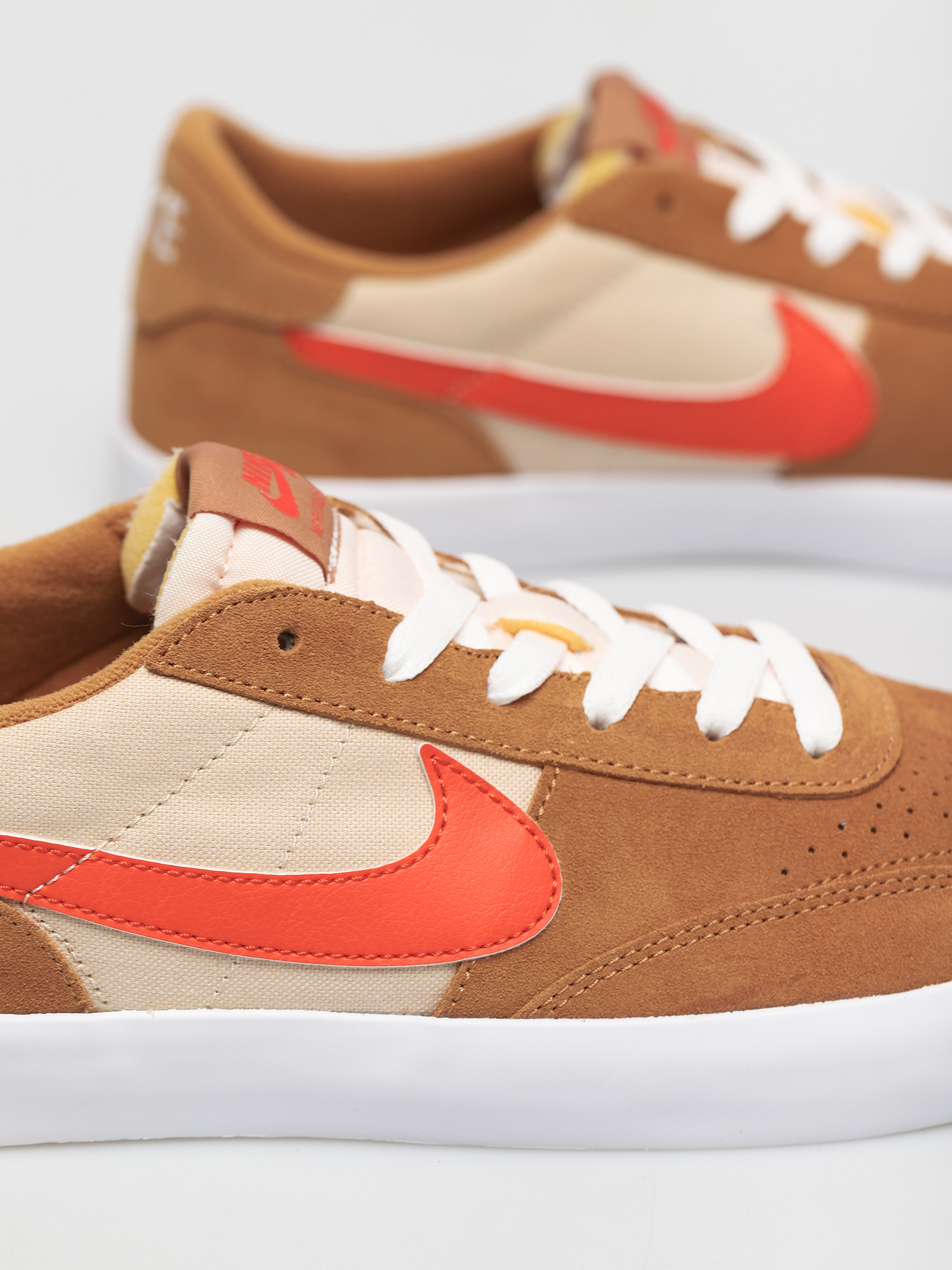 Buty Nike SB Heritage Vulc (flax/college orange oatmeal white)