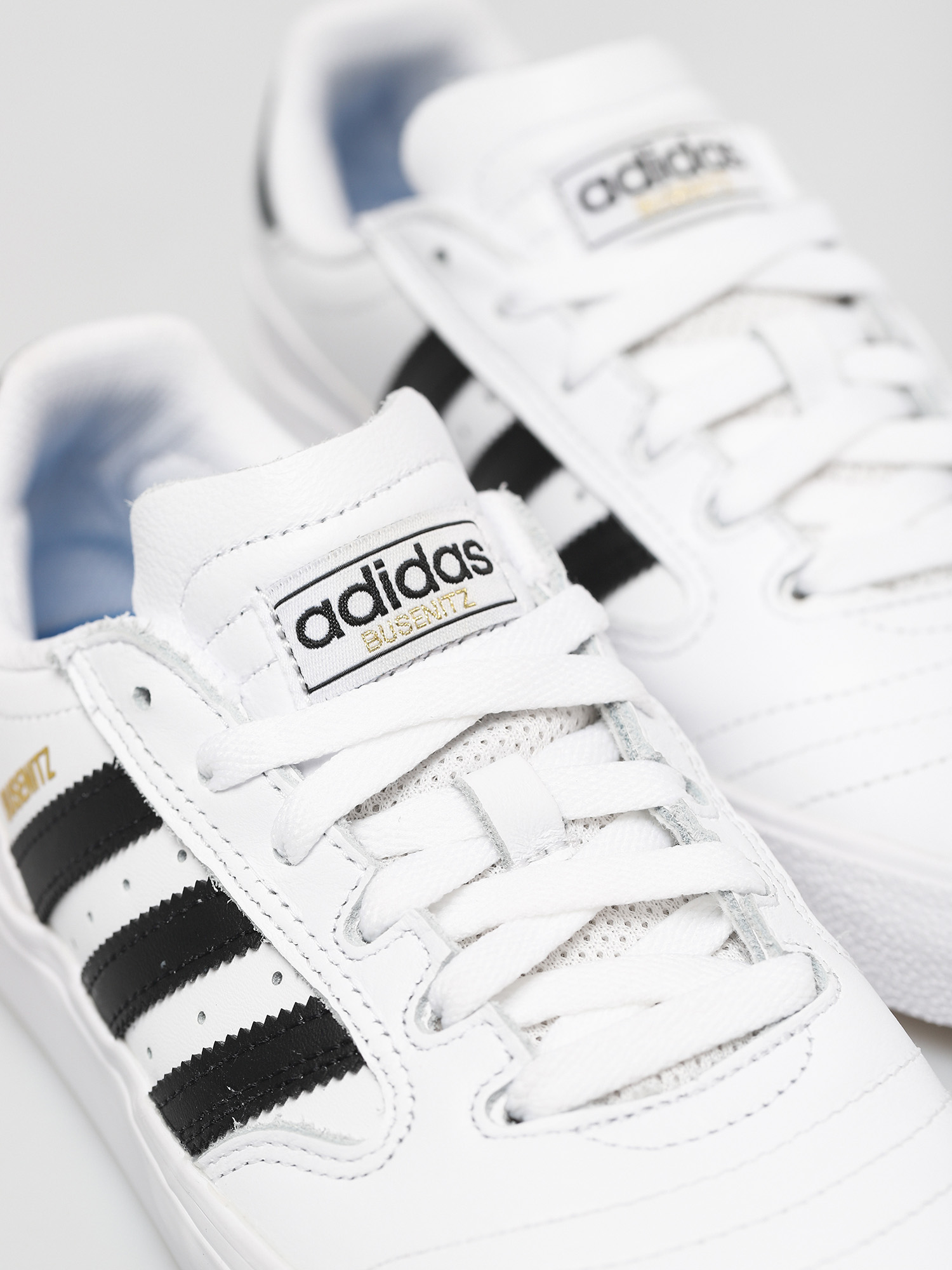 Buty adidas Busenitz Vulc II (ftwwht/cblack/goldmt)