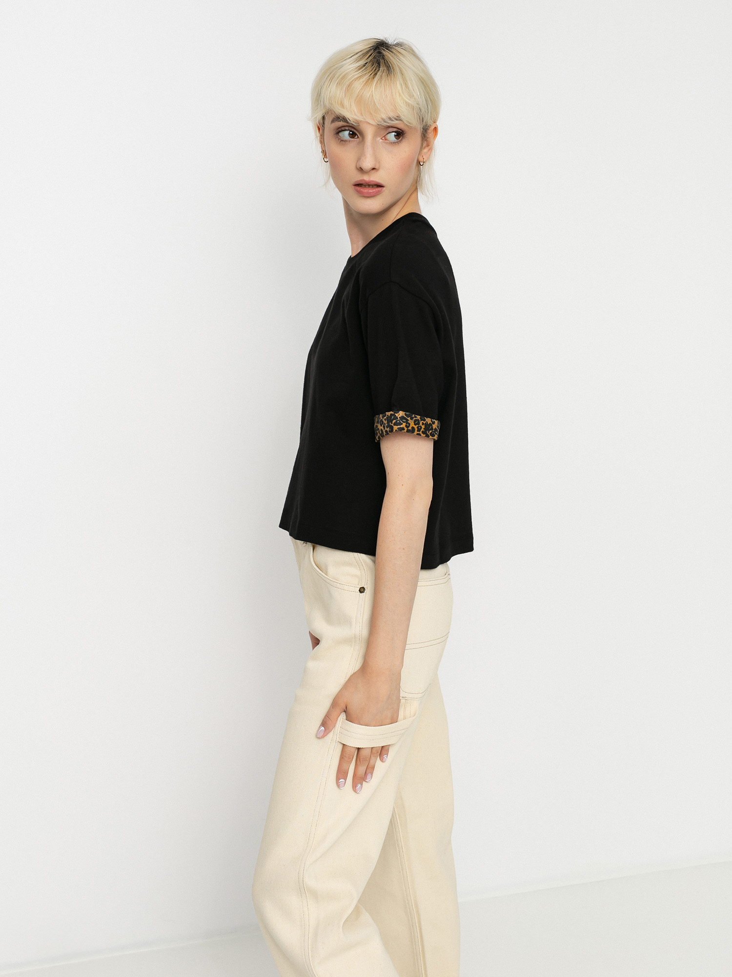 T-shirt Vans Strauberry Boxy Wmn (black)