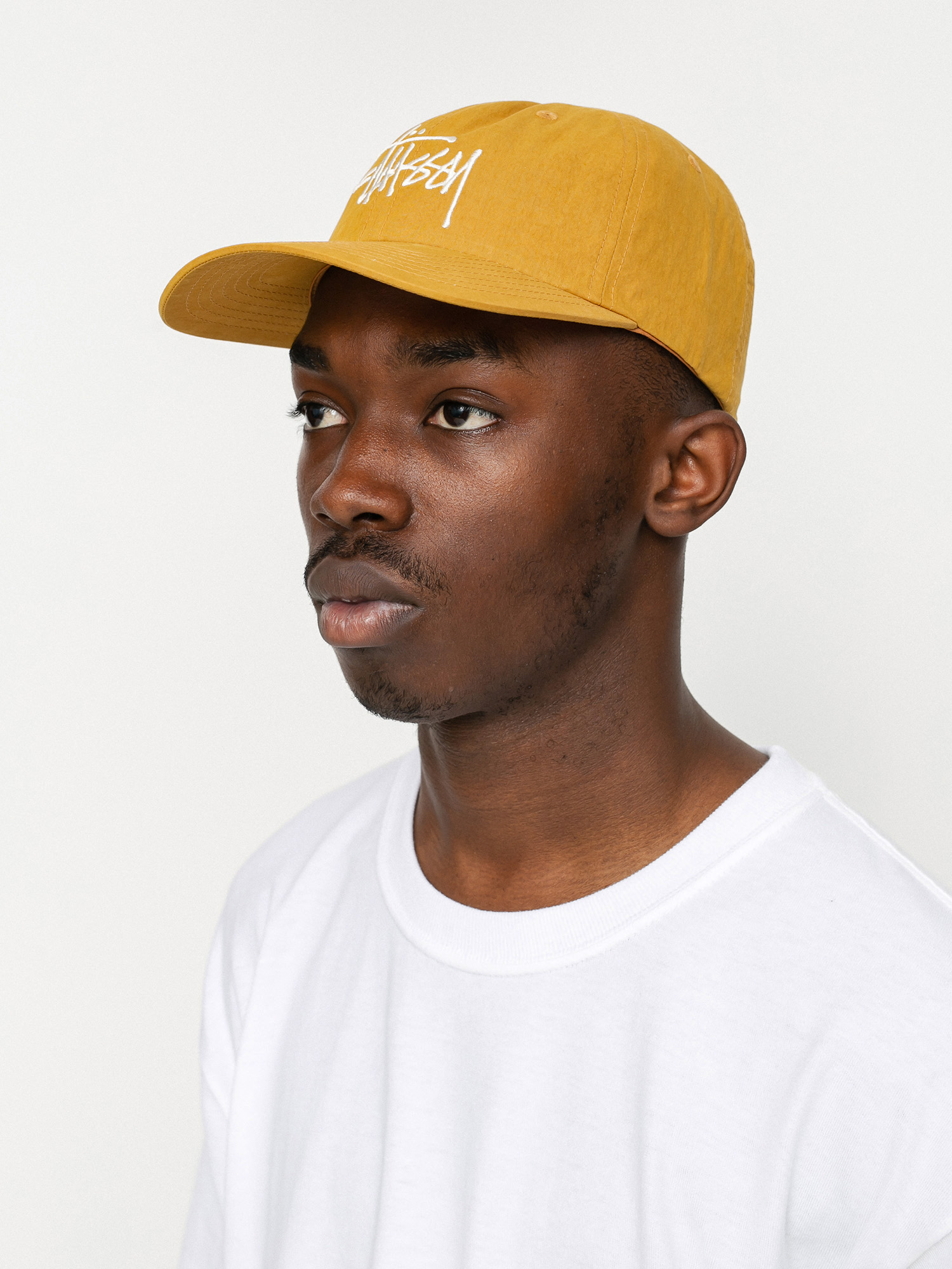 Czapka z daszkiem Stussy Bio Washed Big Logo Low Pro (gold)