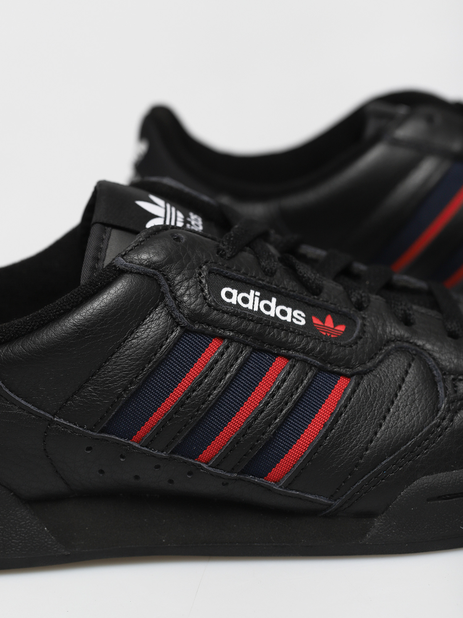 Buty adidas Originals Continental 80 Stripes (cblack/conavy/vivred)